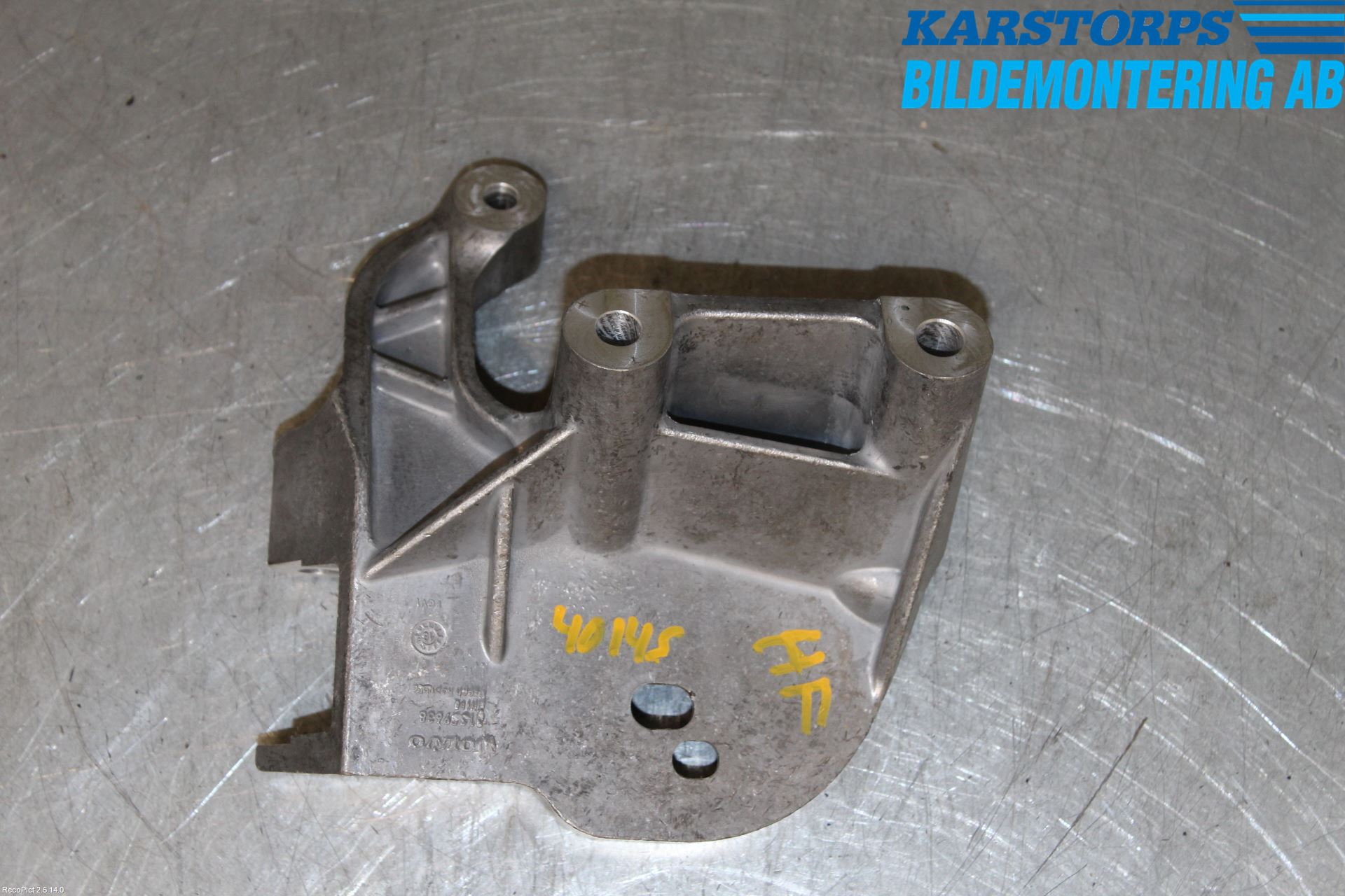 Volvo V40 CROSS COUNTRY 13-19 Motor Feste Stål-Alu