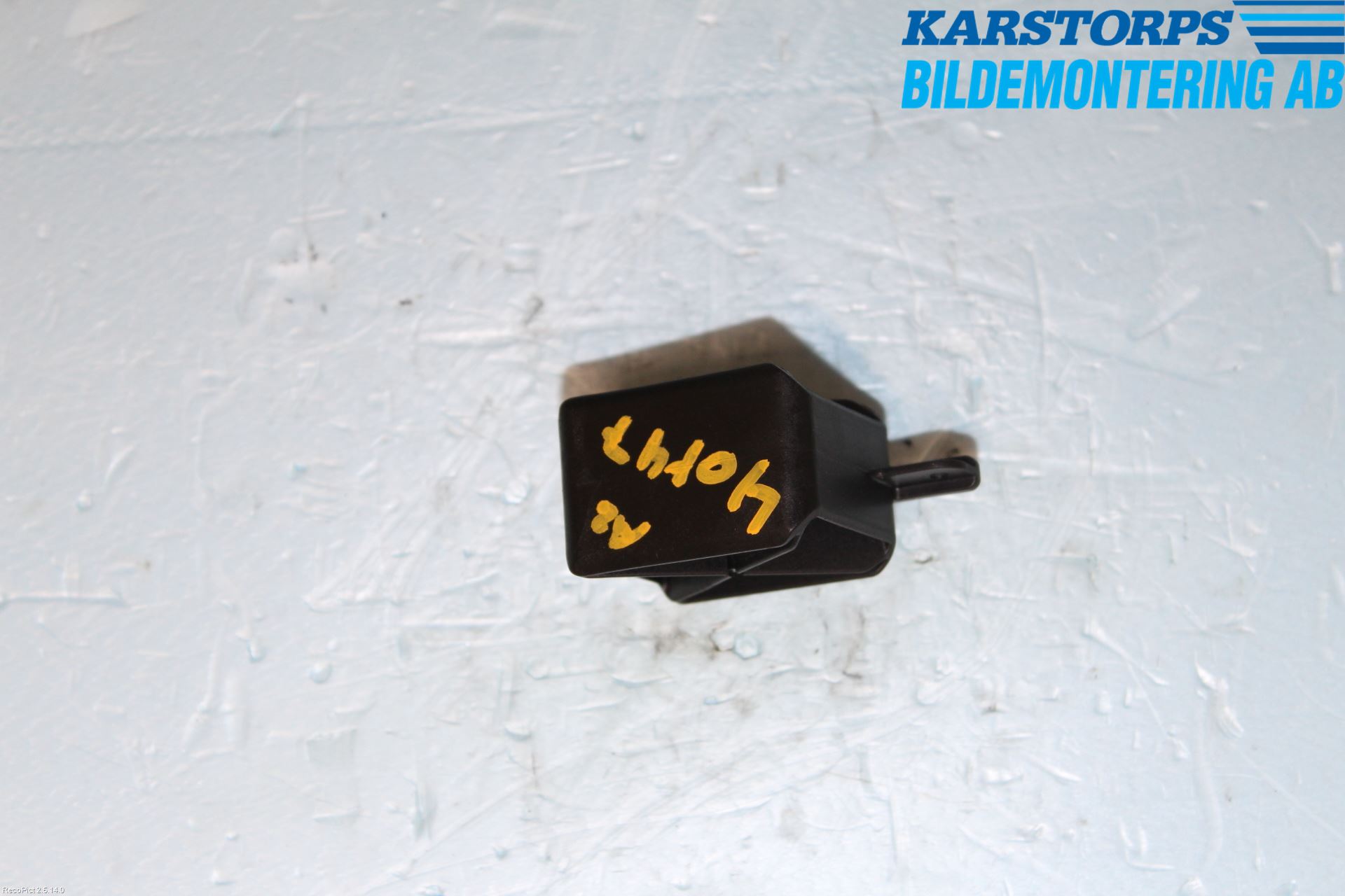 Volvo XC60 14-17 Radiator Feste - Ramme - Bjelk