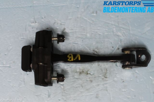 Volvo V40 CROSS COUNTRY 13-19 Dørstopper