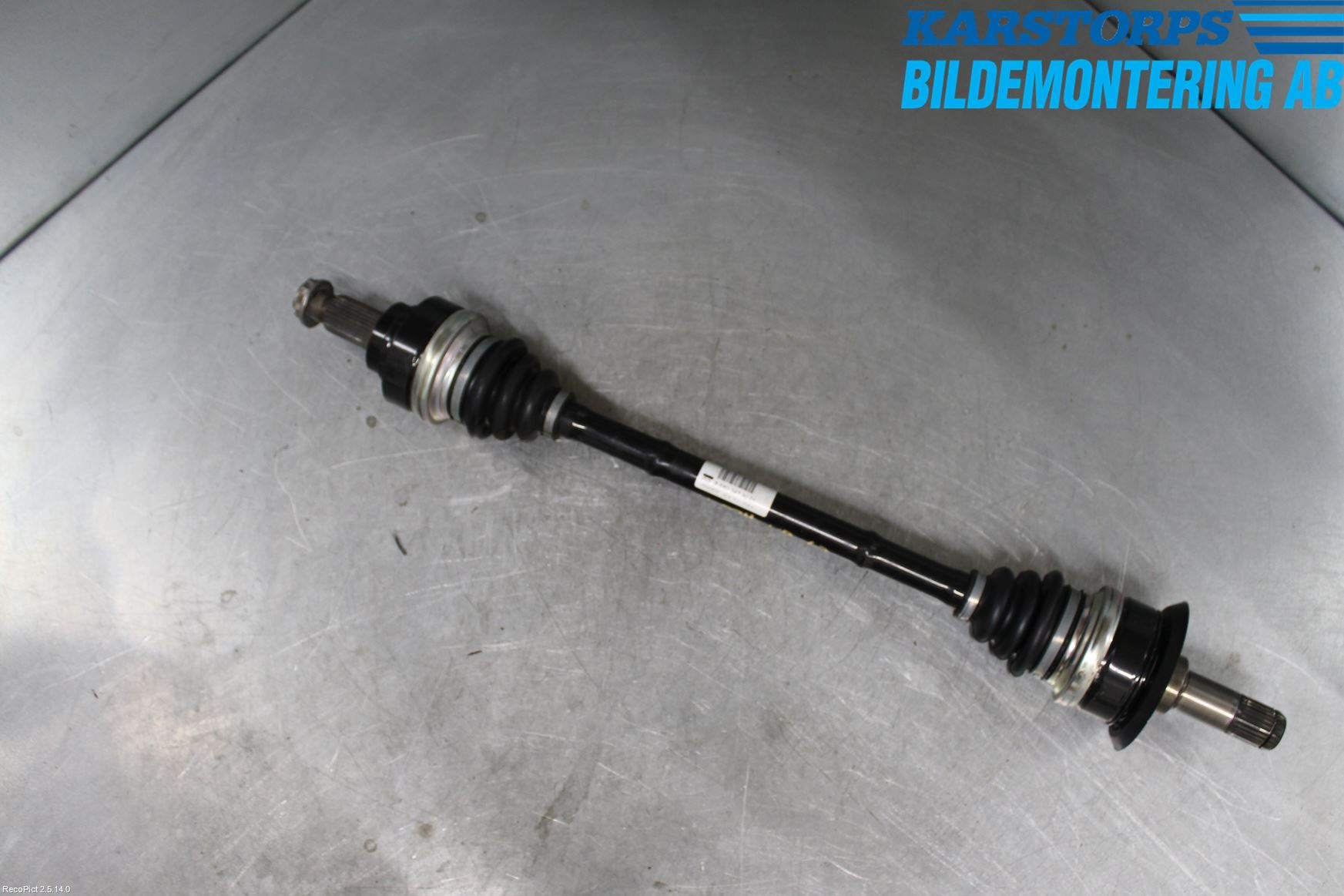 BMW 1 F20/F21 11-19 Drivaksel Bak Kompl Venstre