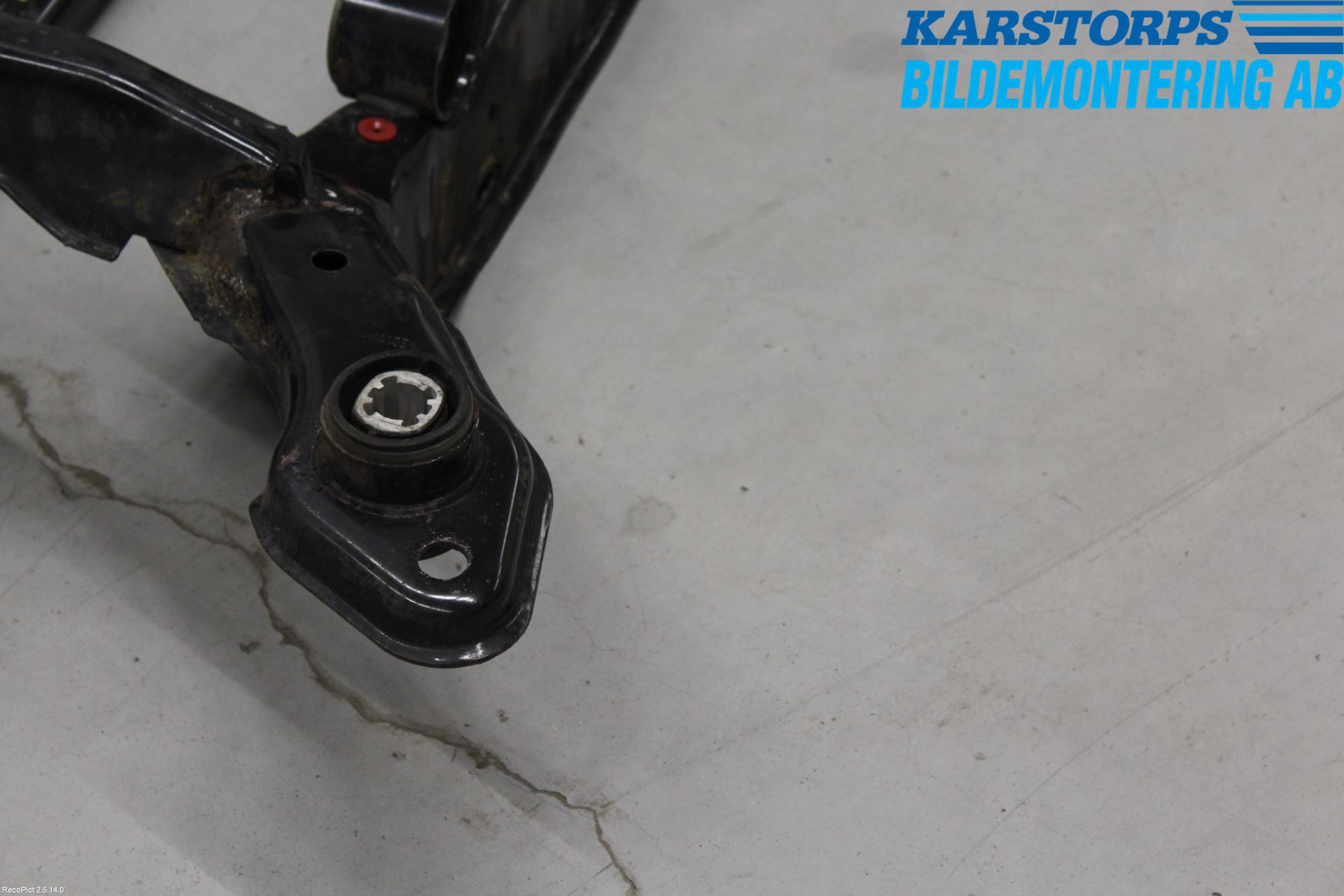 Volvo V70 08-13 Bakaksel Feste Travers-Ramme