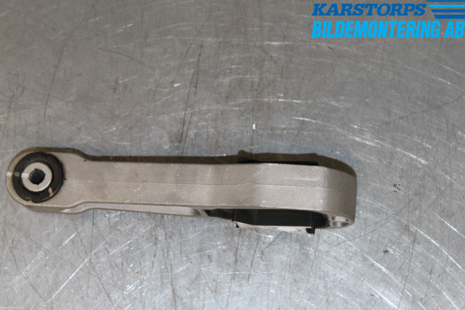 Volvo V40 CROSS COUNTRY 13-19 Motor Feste Stål-Alu