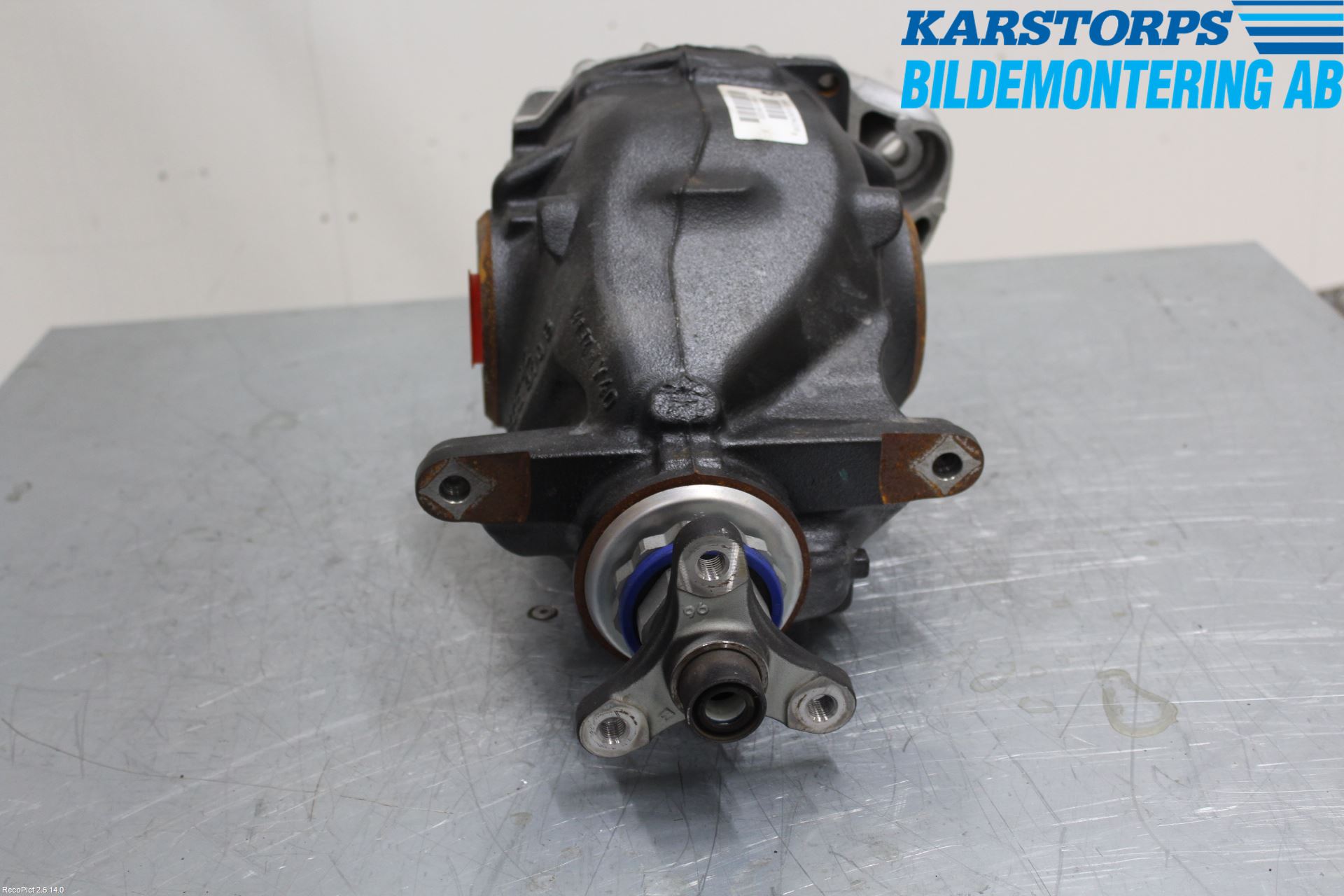 BMW 1 F20/F21 11-19 Bakaksel Kardang Bak -Diff