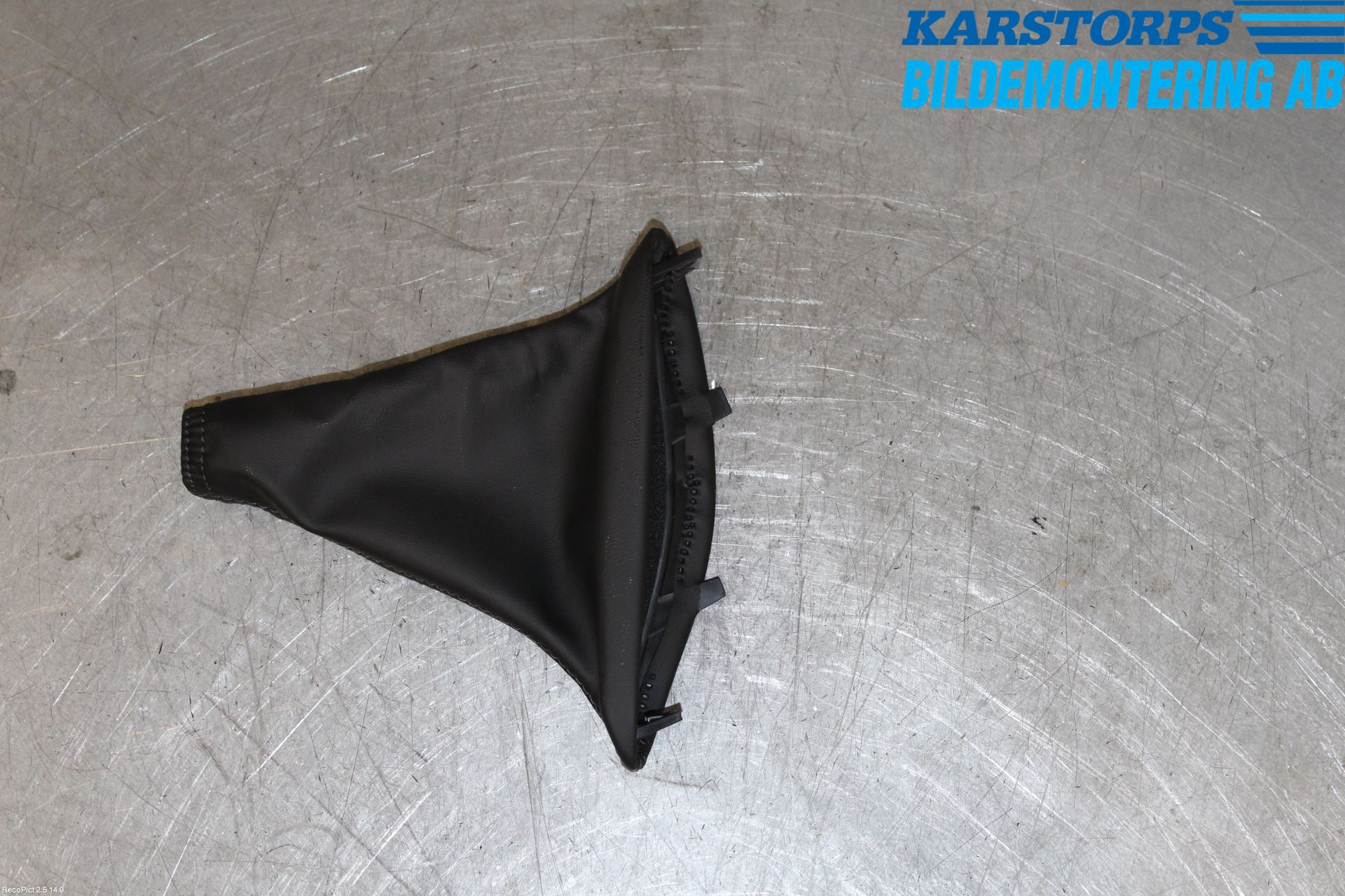 Volvo V40 CROSS COUNTRY 13-19 Gearspak Mansjett