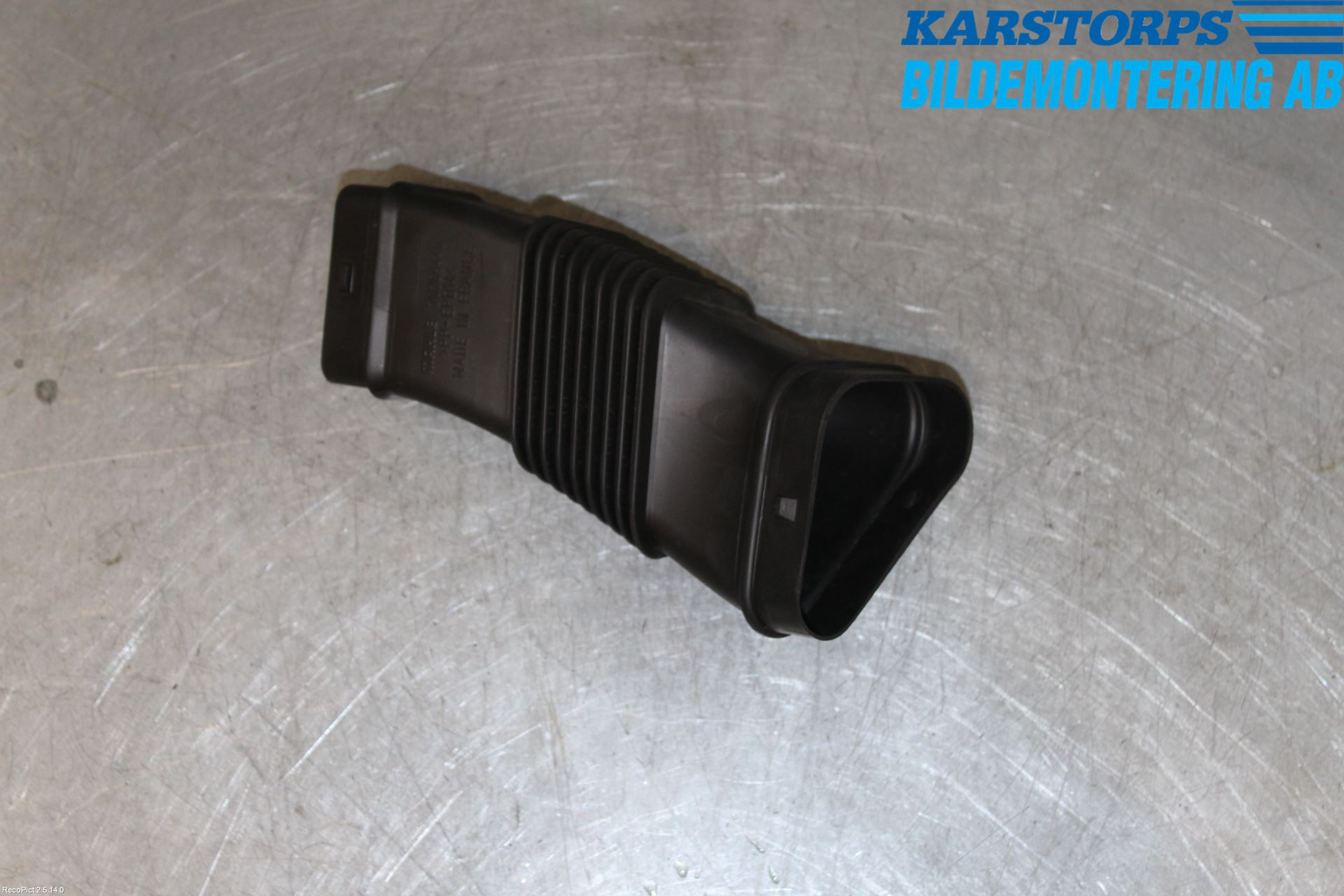 Volvo V60 CROSS COUNTRY 16-18 Forg-Belg-Rør Mot Luftr