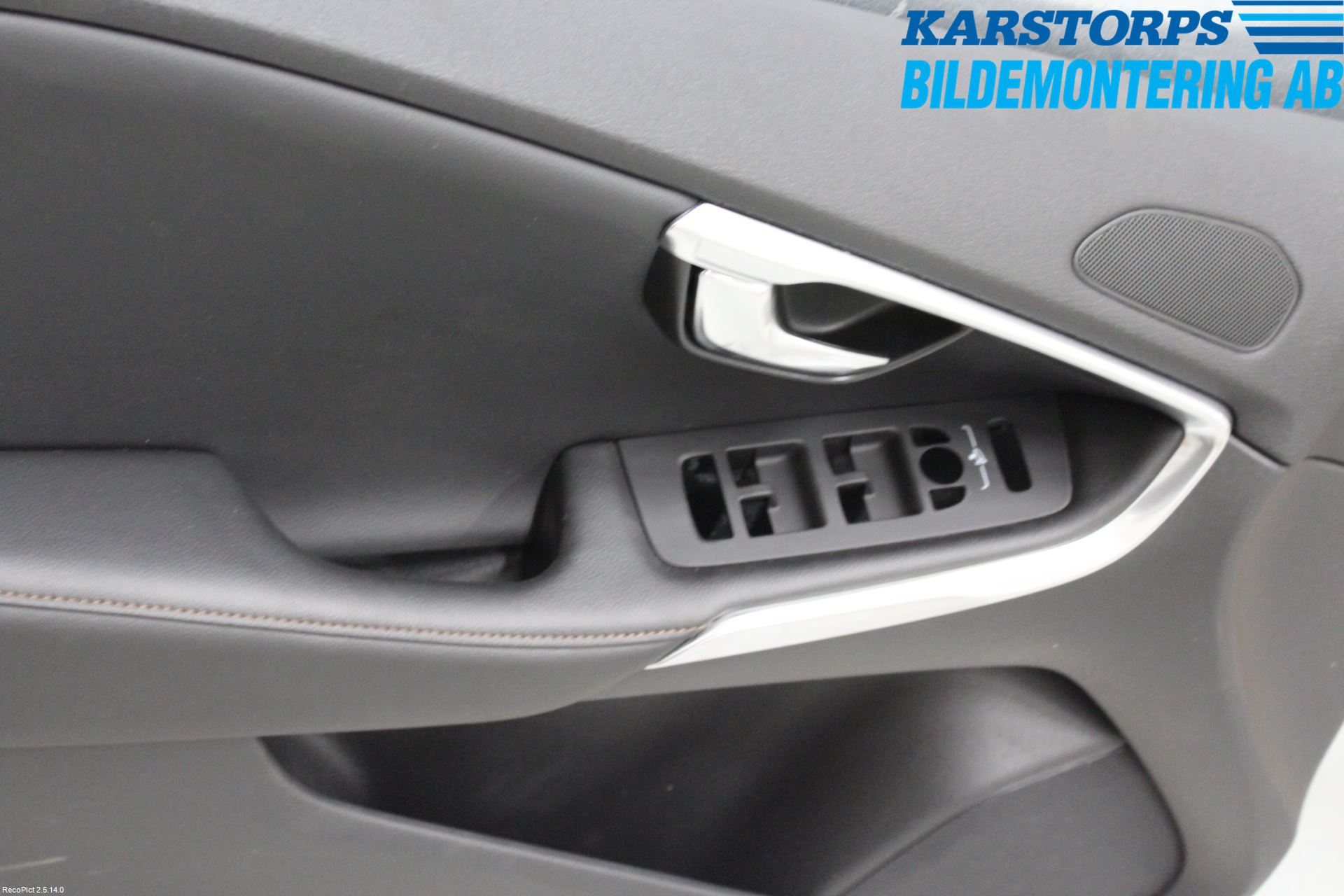 Volvo V40 CROSS COUNTRY 13-19 Innr Dørtrekk Venstre