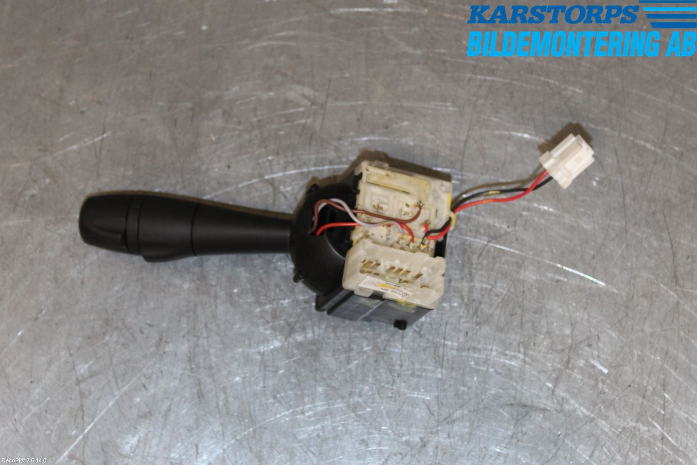 Renault CLIO IV 12-16 Bryter Ratt Blinklys - Lys