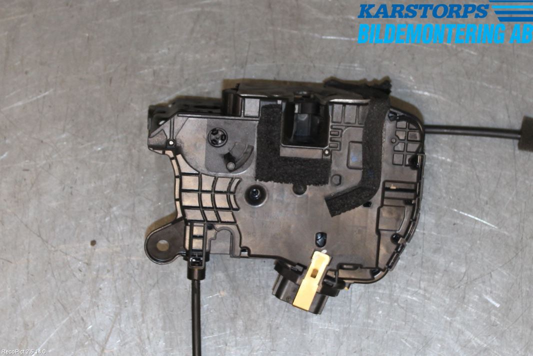 Renault CAPTUR 13-19 Dørlås - Låsekasse