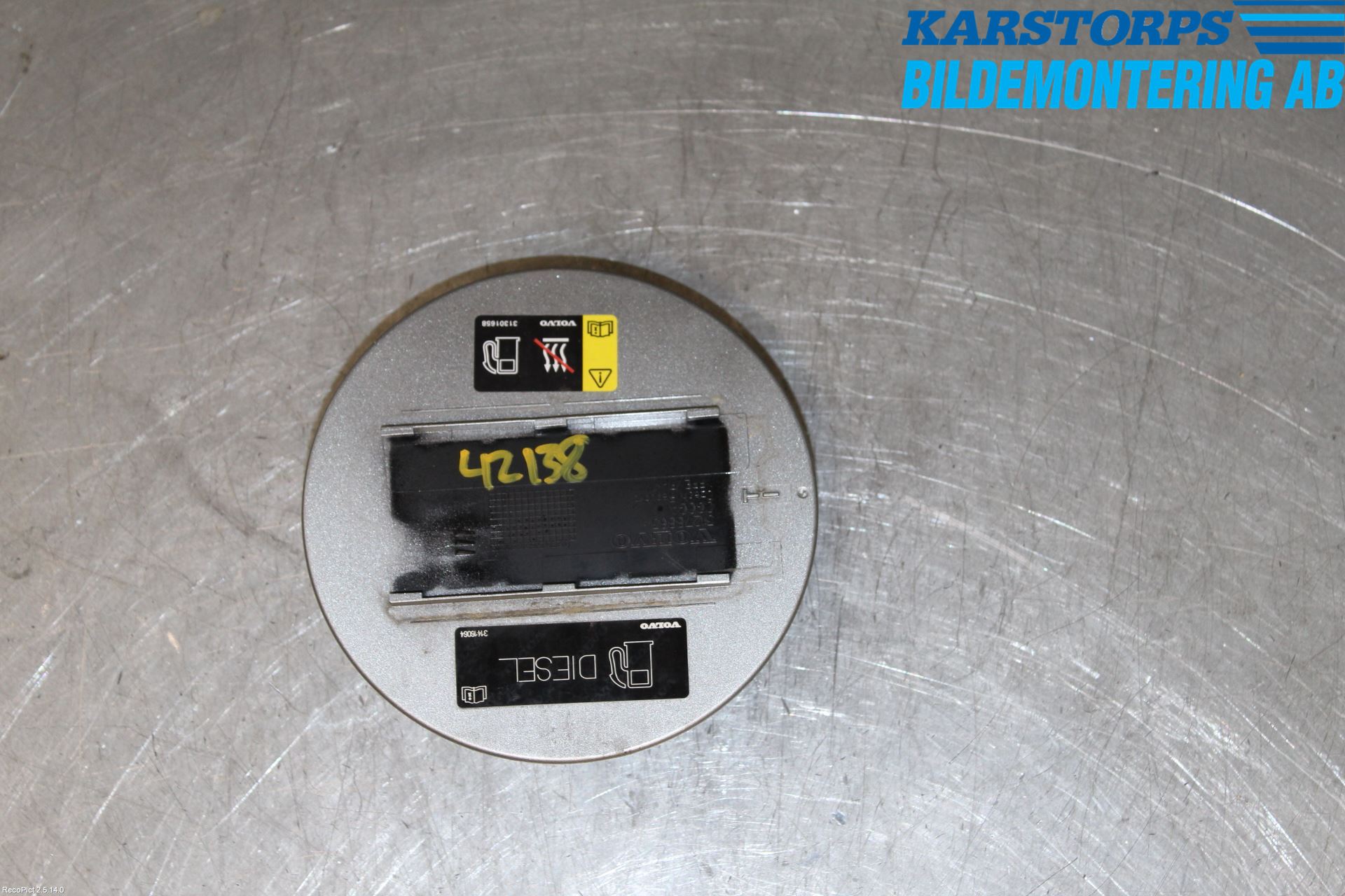 Volvo V40 12-19 Drivstoff Tankluke