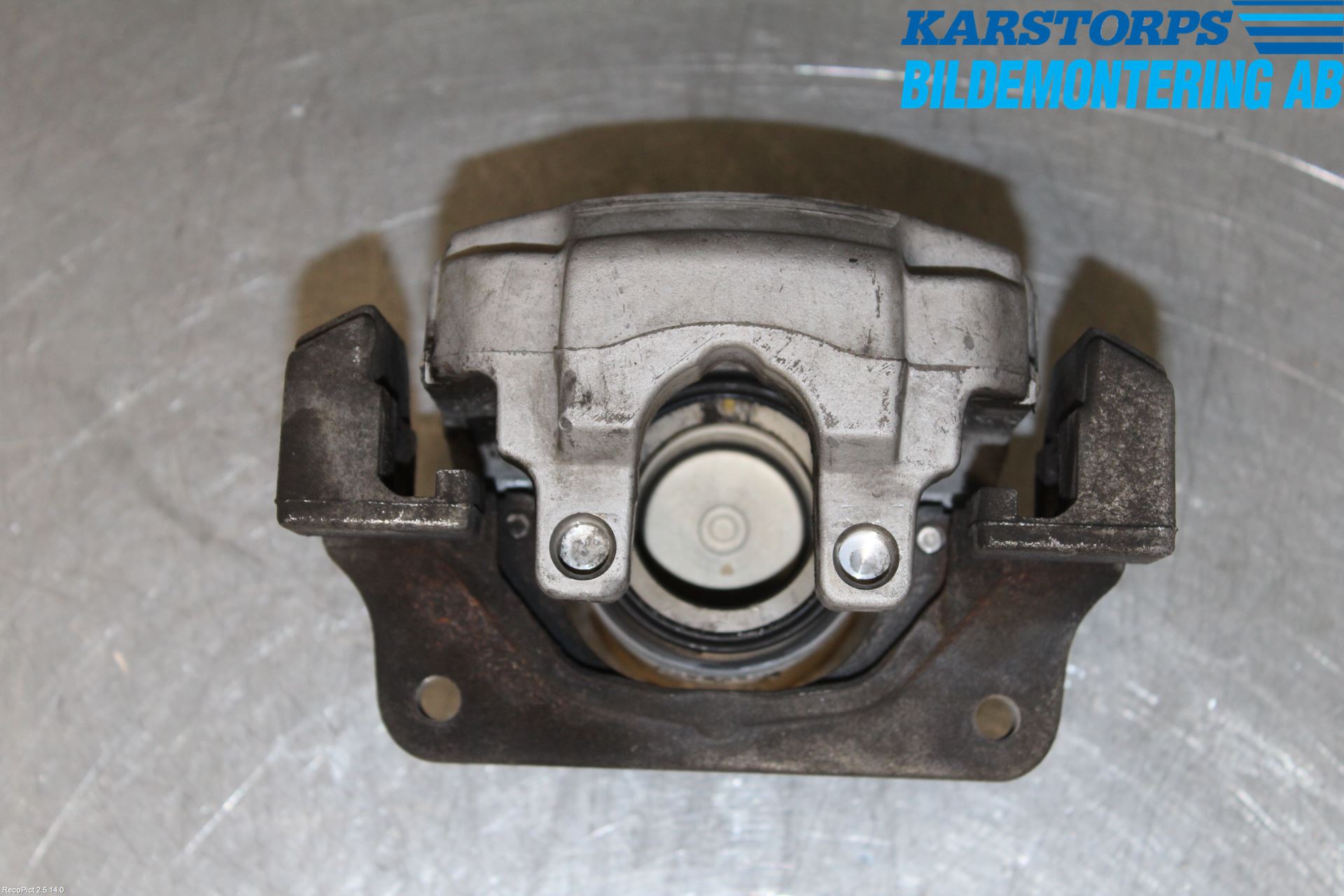 BMW 5 F10/F11/F18 09-17 Bremsecaliper Foran Høyre