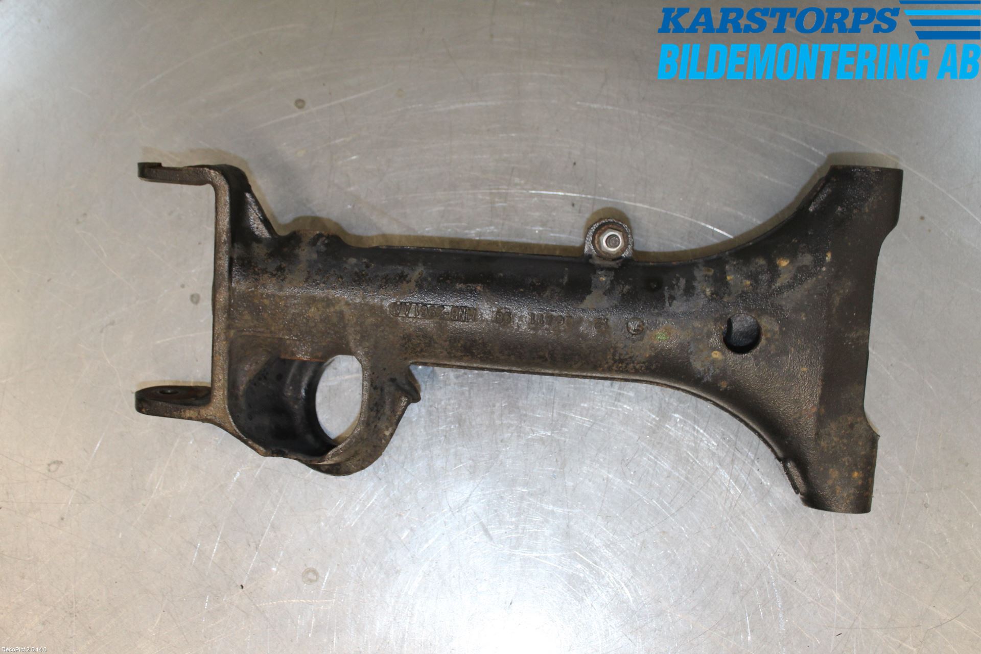 Jaguar XK8/XKR   96-06 Bærearm Bak Venstre