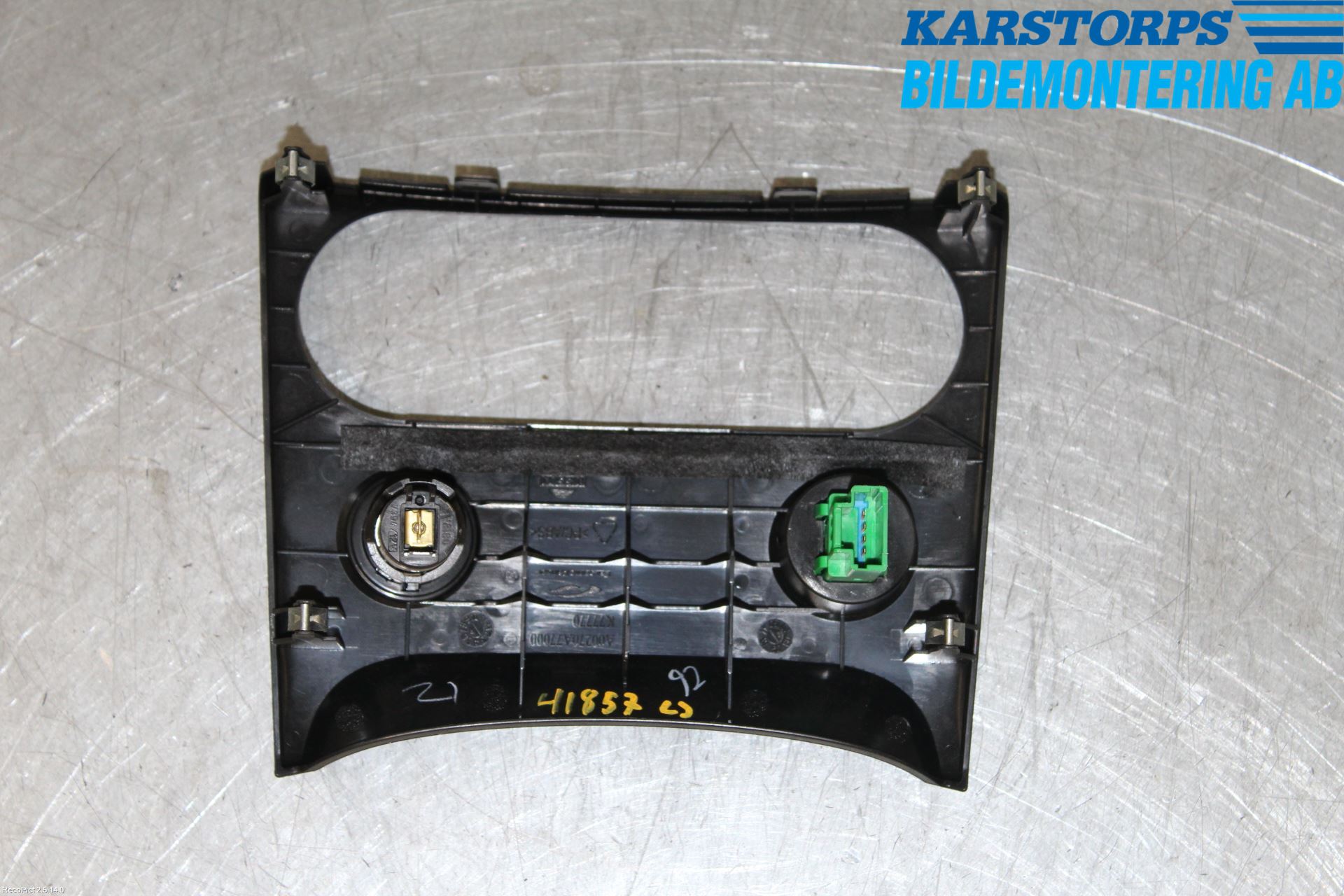 Nissan QASHQAI   07-10 Instrument Ramme