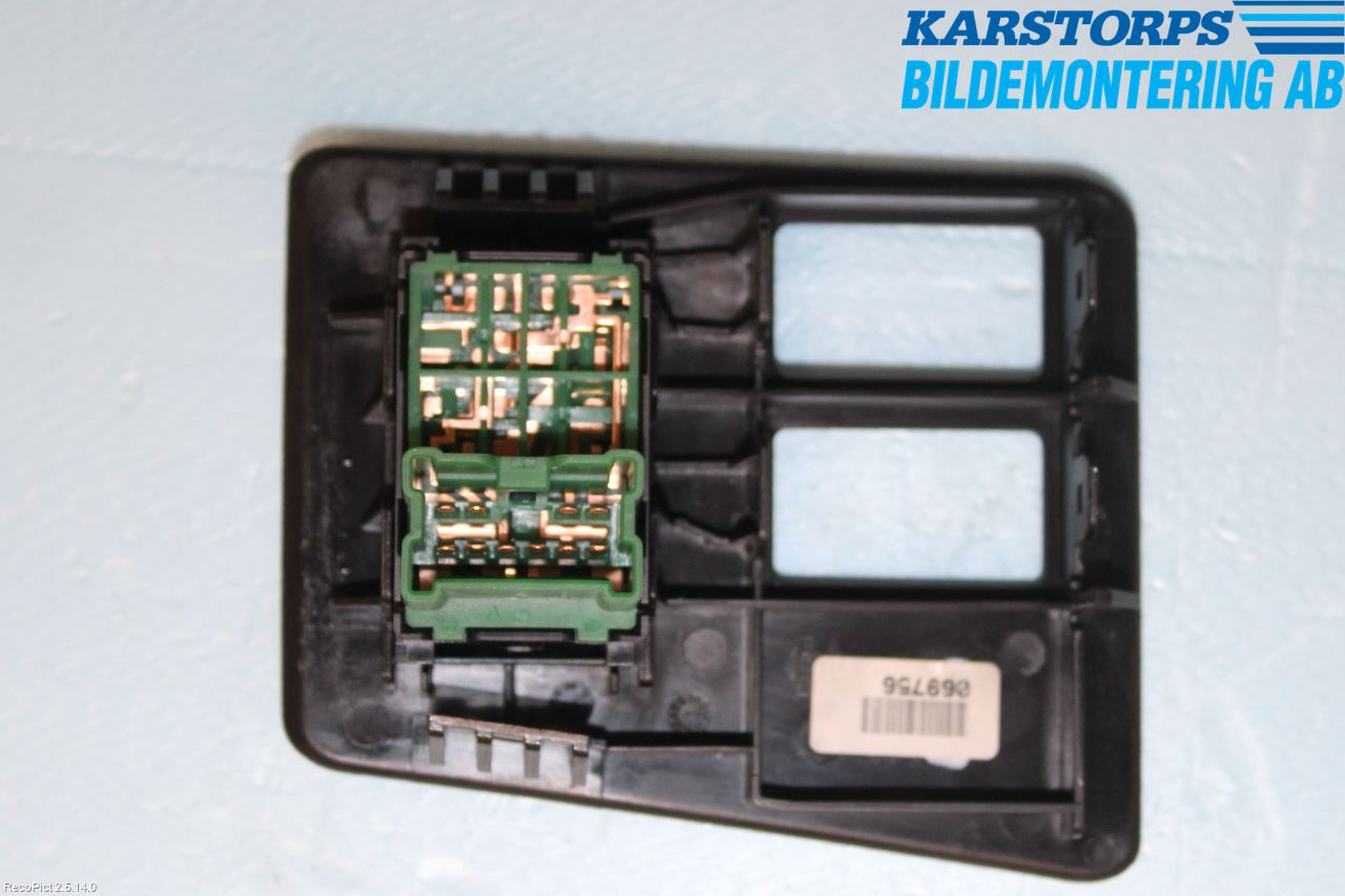 Nissan QASHQAI   07-10 Bryter Speil