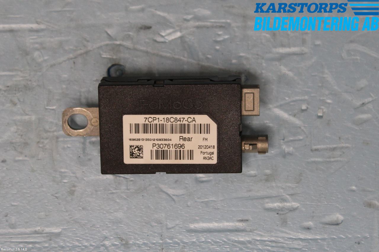 Volvo V60 11-13 Stereo Antenneforsterker