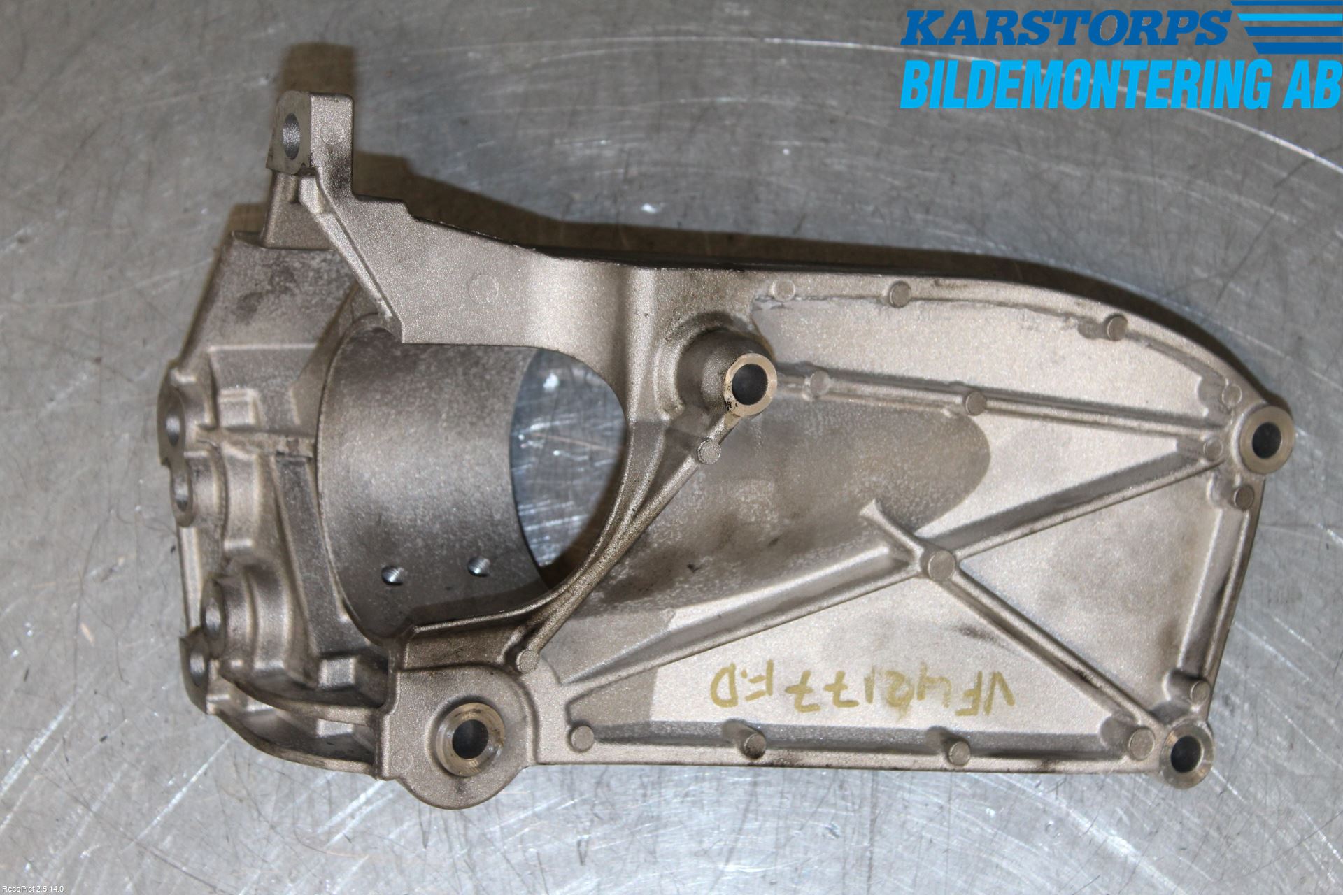 Volvo V60 14-18 Motor Feste Stål-Alu