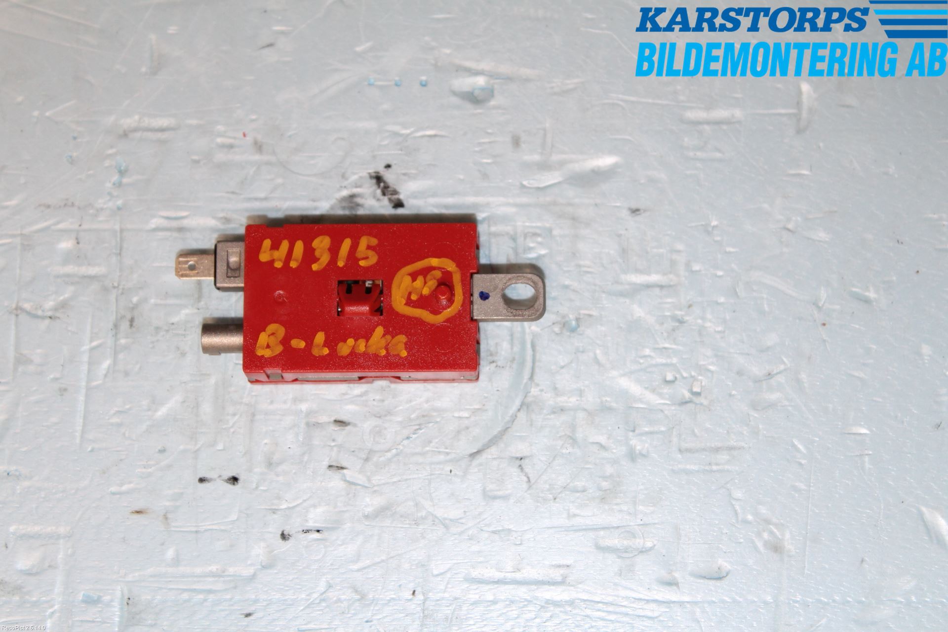 Volvo V40 12-19 Stereo Antenneforsterker