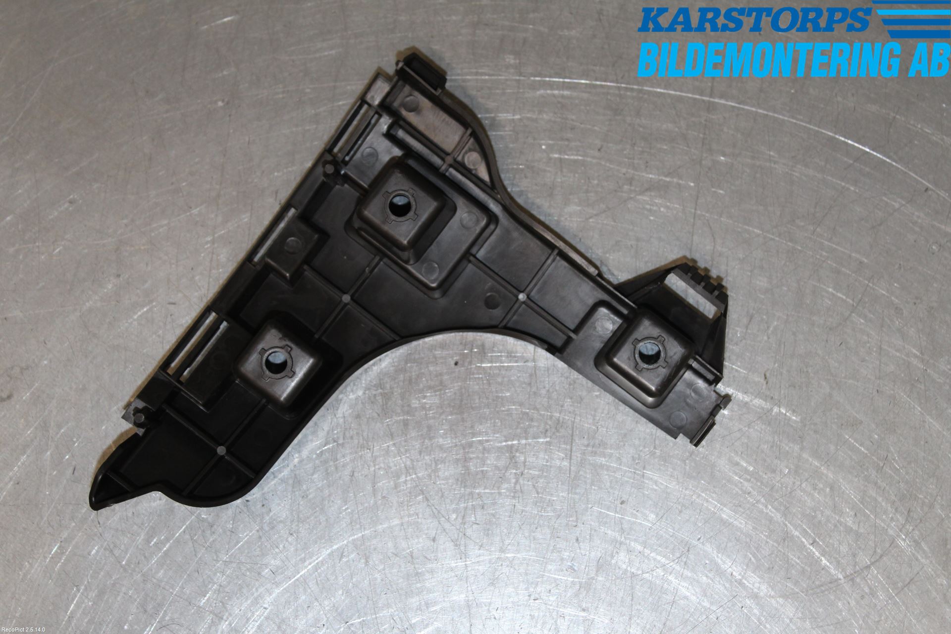 Volvo XC60 09-13 Støtfangerfeste Bak Høyre