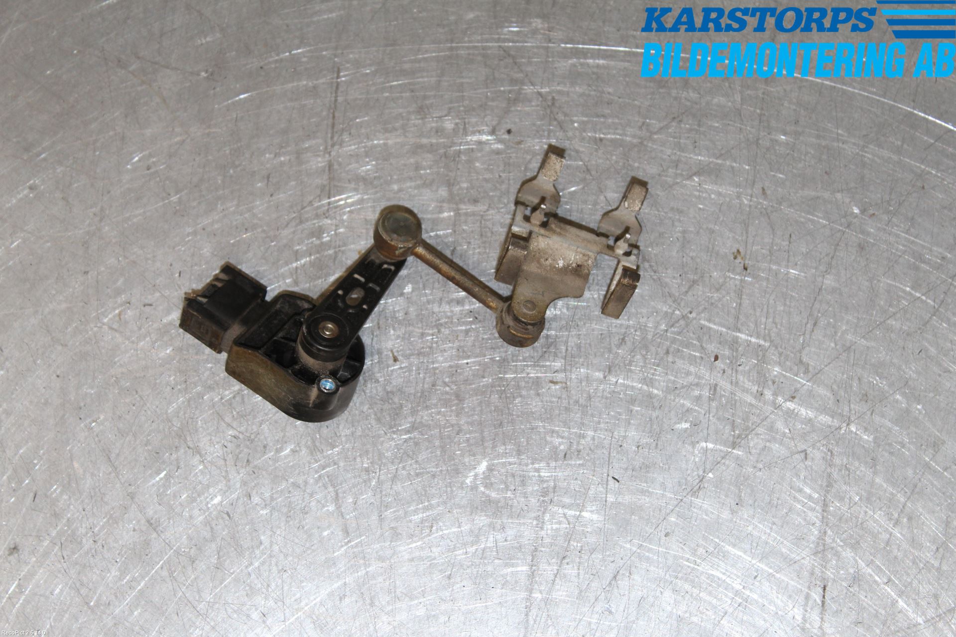 Mercedes-Benz MB C-KLASS (W205) 14-21 Sensor Lysinnstilling