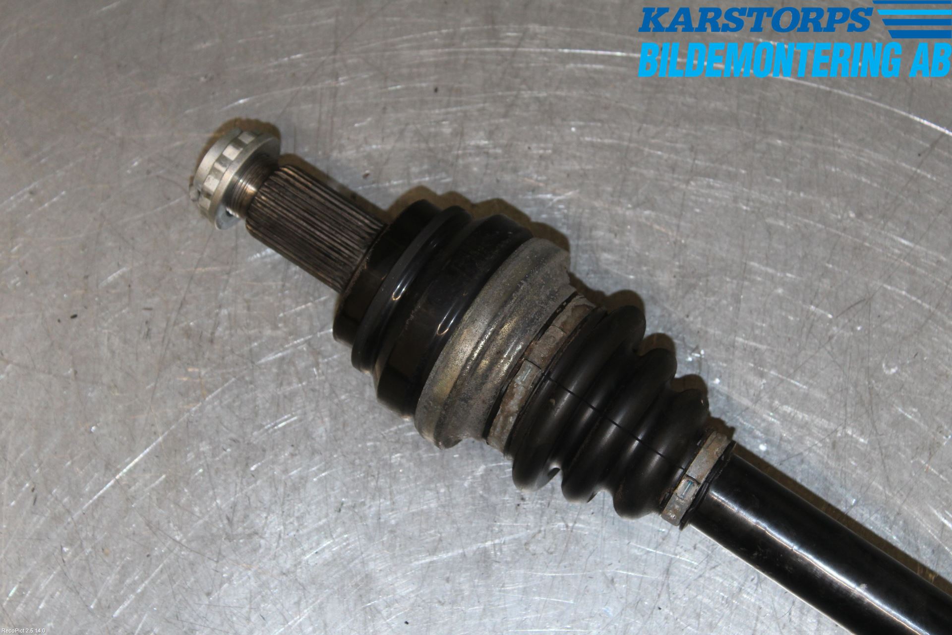 BMW 5 F10/F11/F18 09-17 Drivaksel Bak Kompl Venstre