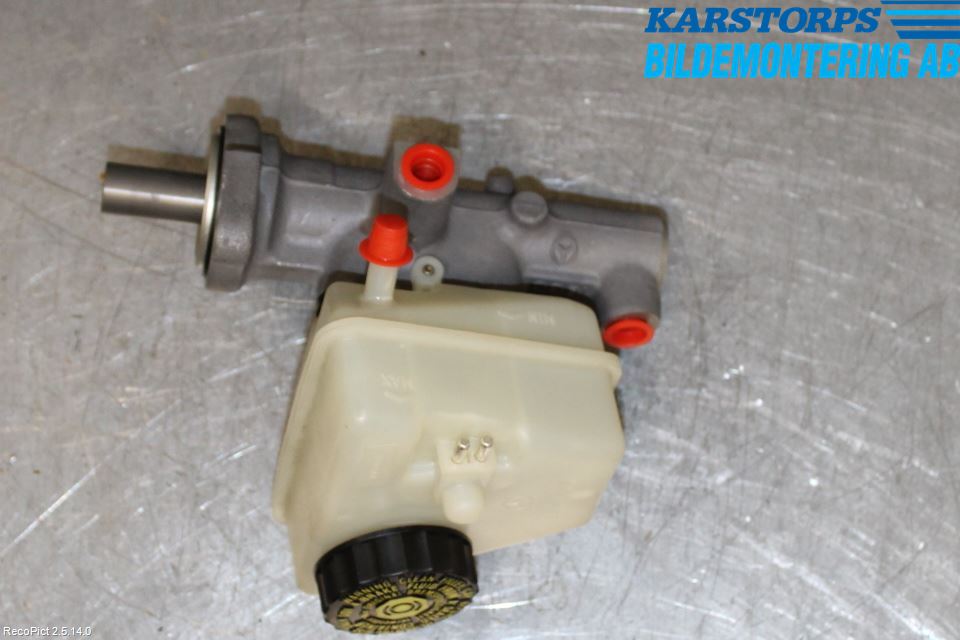 Mercedes-Benz MB E-KLASS (W210) 96-03 Brems Hovedsylinder