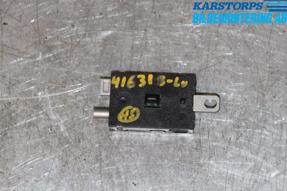 Volvo V60 11-13 Stereo Antenneforsterker