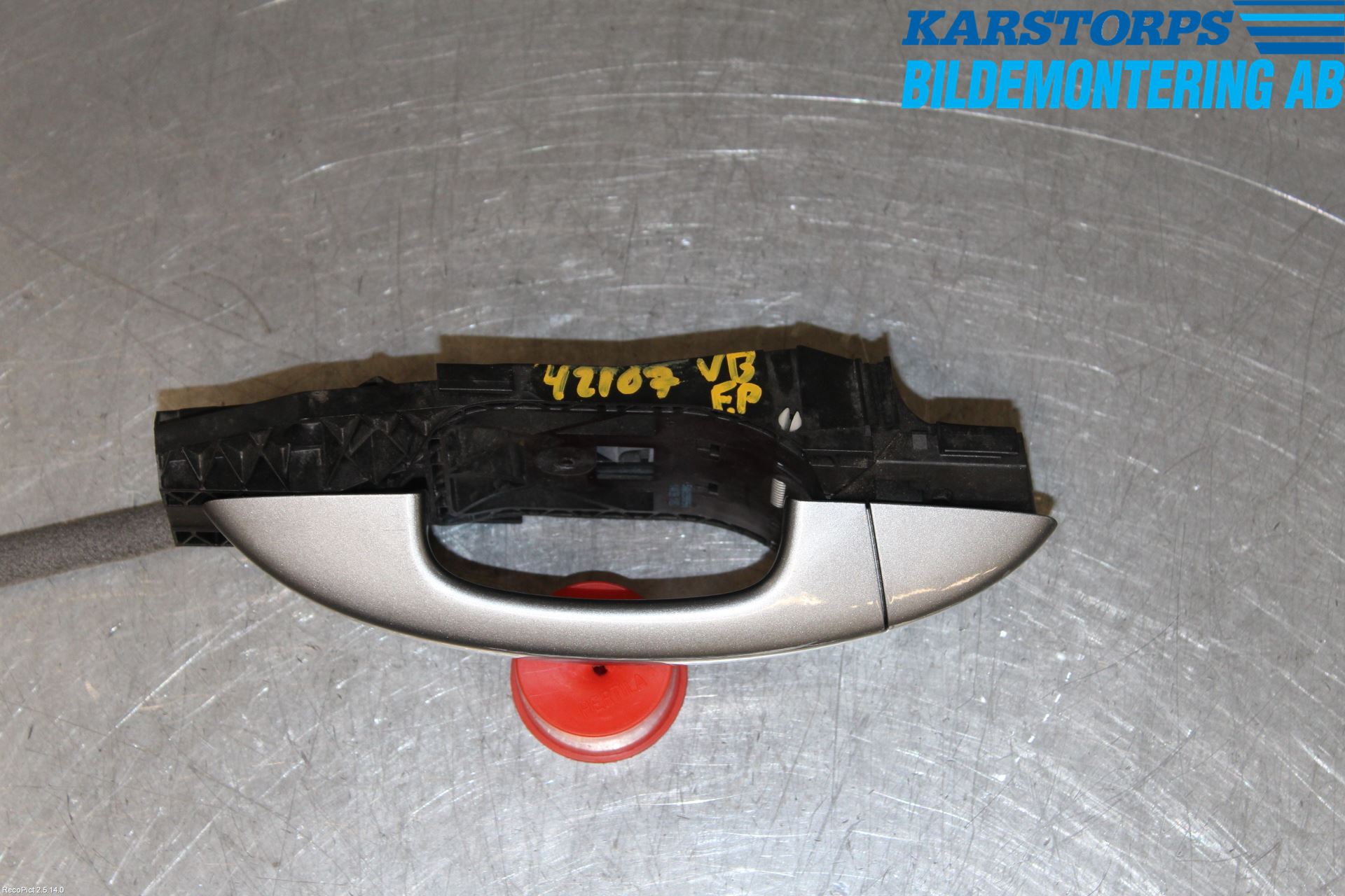 Skoda SUPERB 09-15 Dørhandtak Ytre Venstre