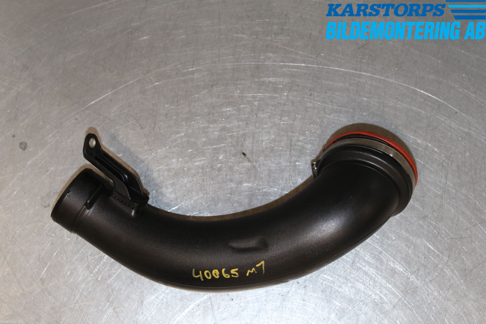 Volvo V70 14-16 Inns Gummibelg - Slange