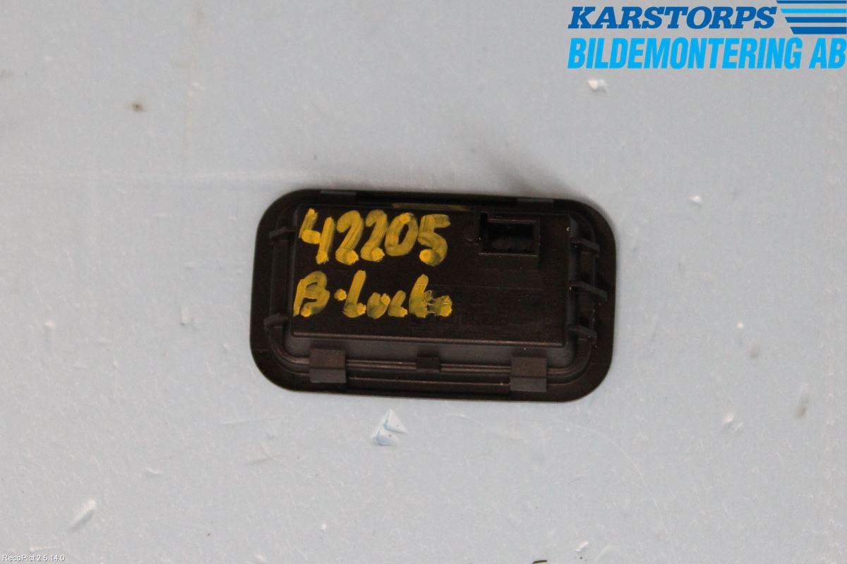 Mercedes-Benz MB C-KLASS (W205) 14-21 Bryter Bakluke
