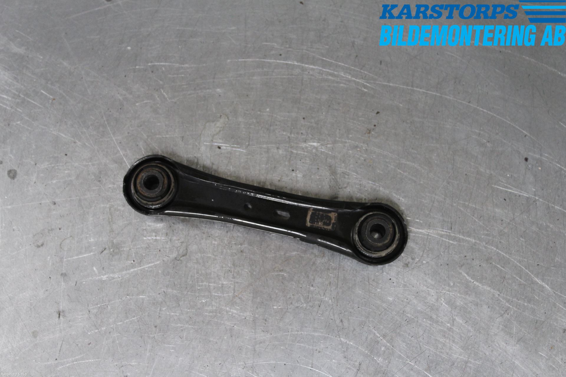 Volvo XC70 08-13 Bakaksel Momentstag
