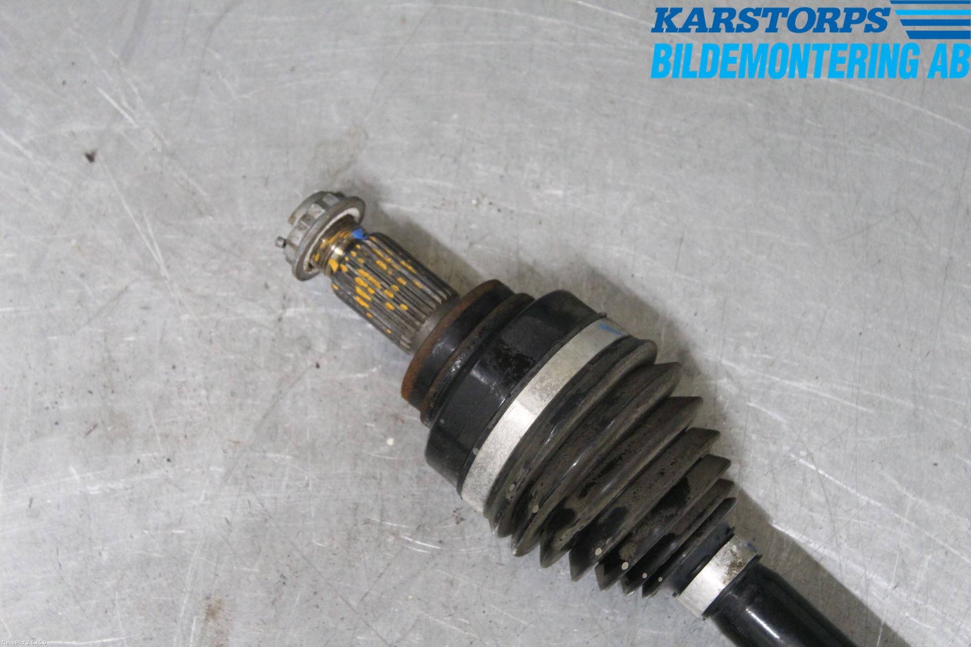 BMW 4 F32/F33/F82/F83 13-20 Drivaksel Bak Kompl Høyre