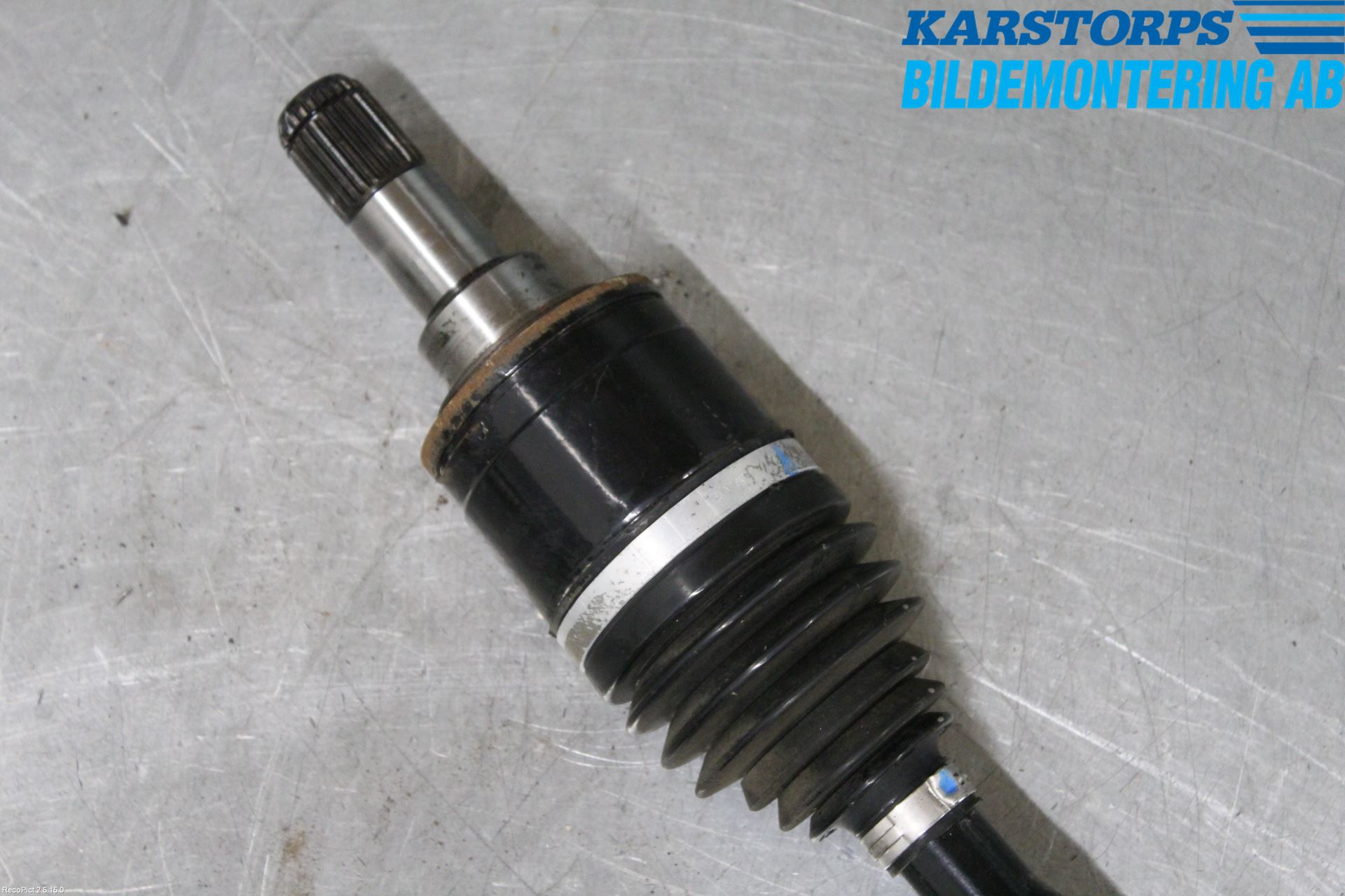 BMW 4 F32/F33/F82/F83 13-20 Drivaksel Bak Kompl Høyre
