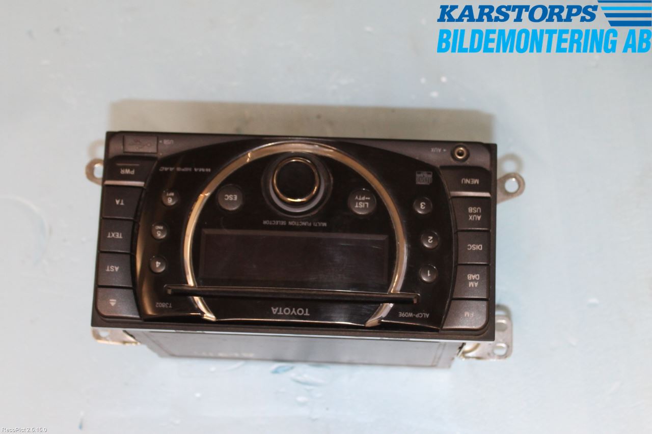 Toyota HILUX 05-16 Stereo Radio Med Cd