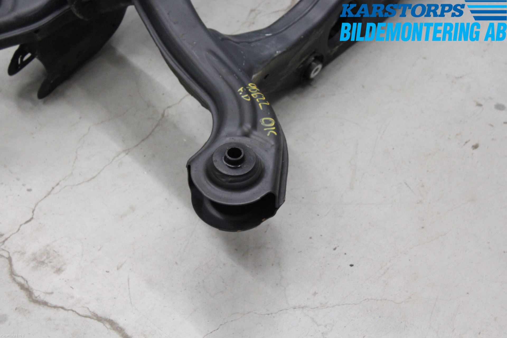 Mercedes-Benz MB A-KLASS (W176) 13-18 Bakaksel Feste Travers-Ramme