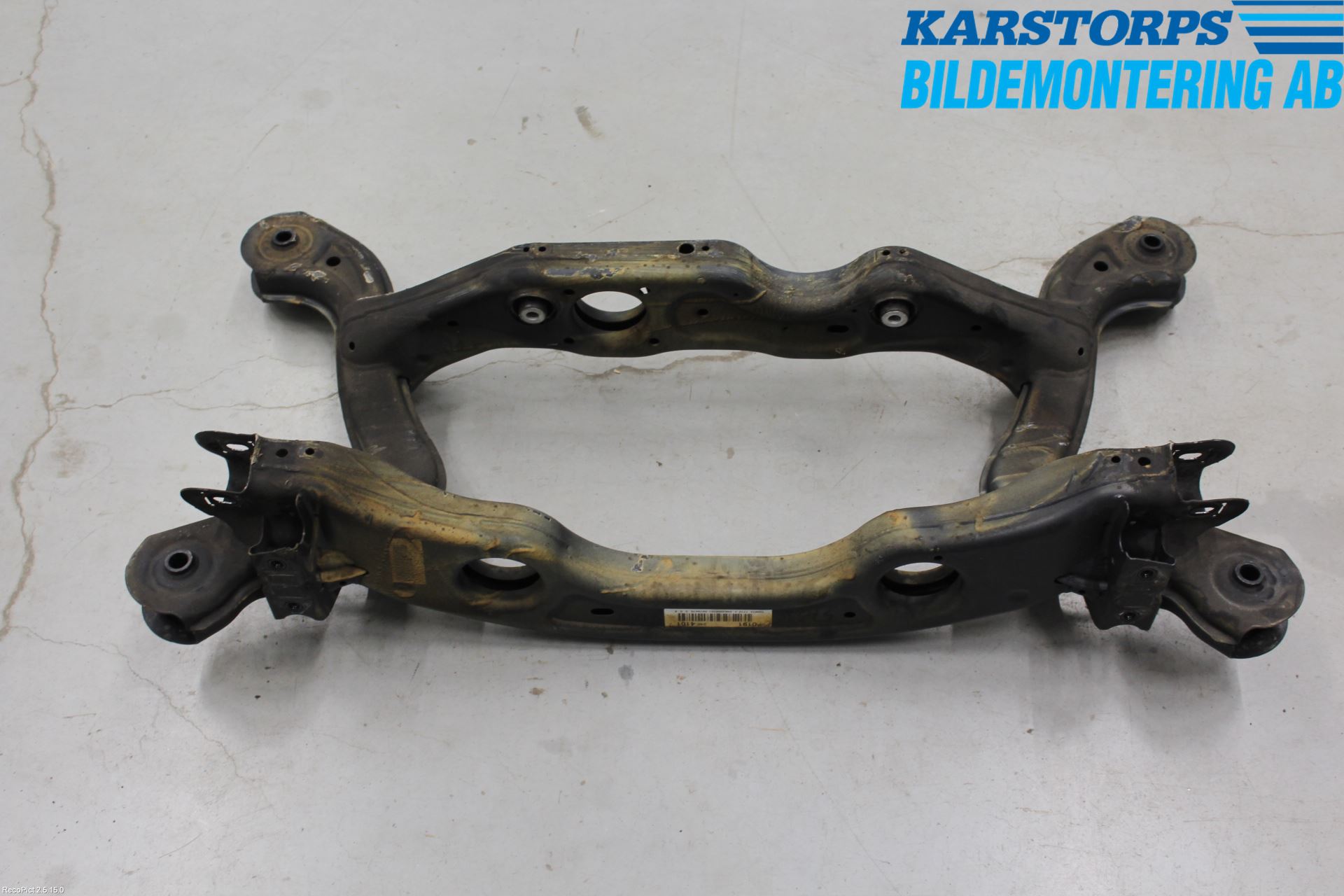 Mercedes-Benz MB A-KLASS (W176) 13-18 Bakaksel Feste Travers-Ramme
