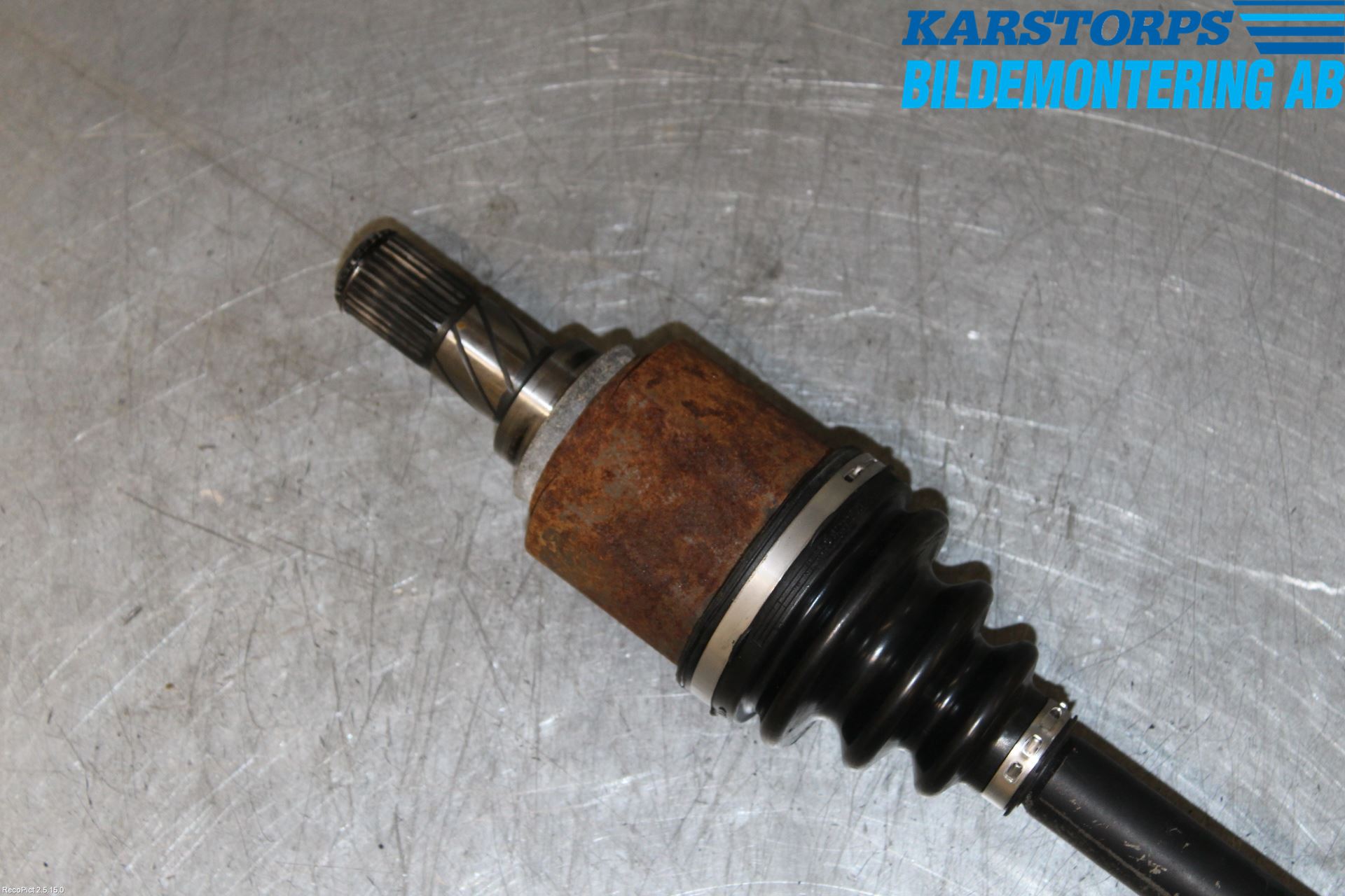 Nissan MICRA 11-16 Drivaksel Foran Kompl Høyre