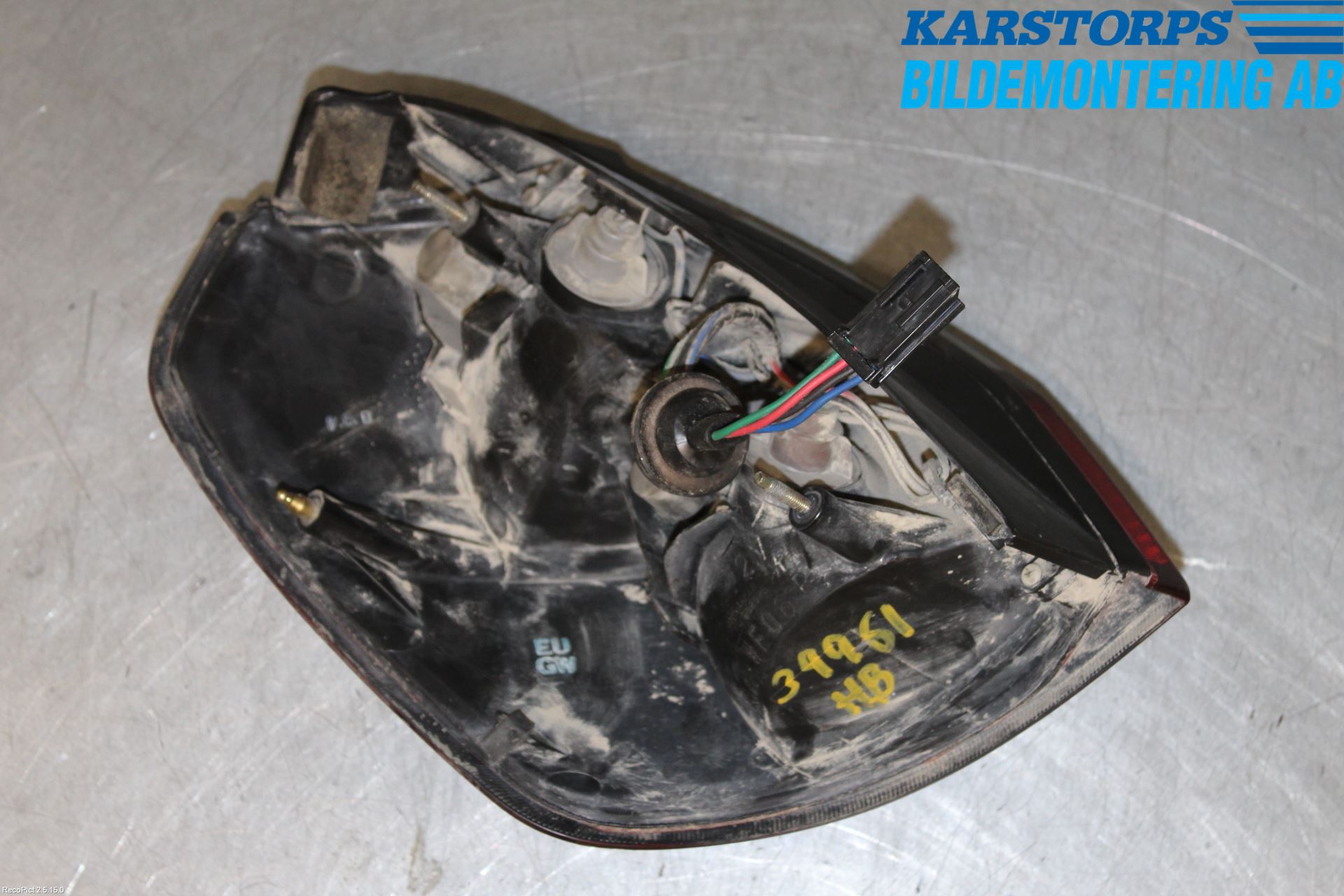 Subaru OUTBACK   99-03 Baklykt Høyre