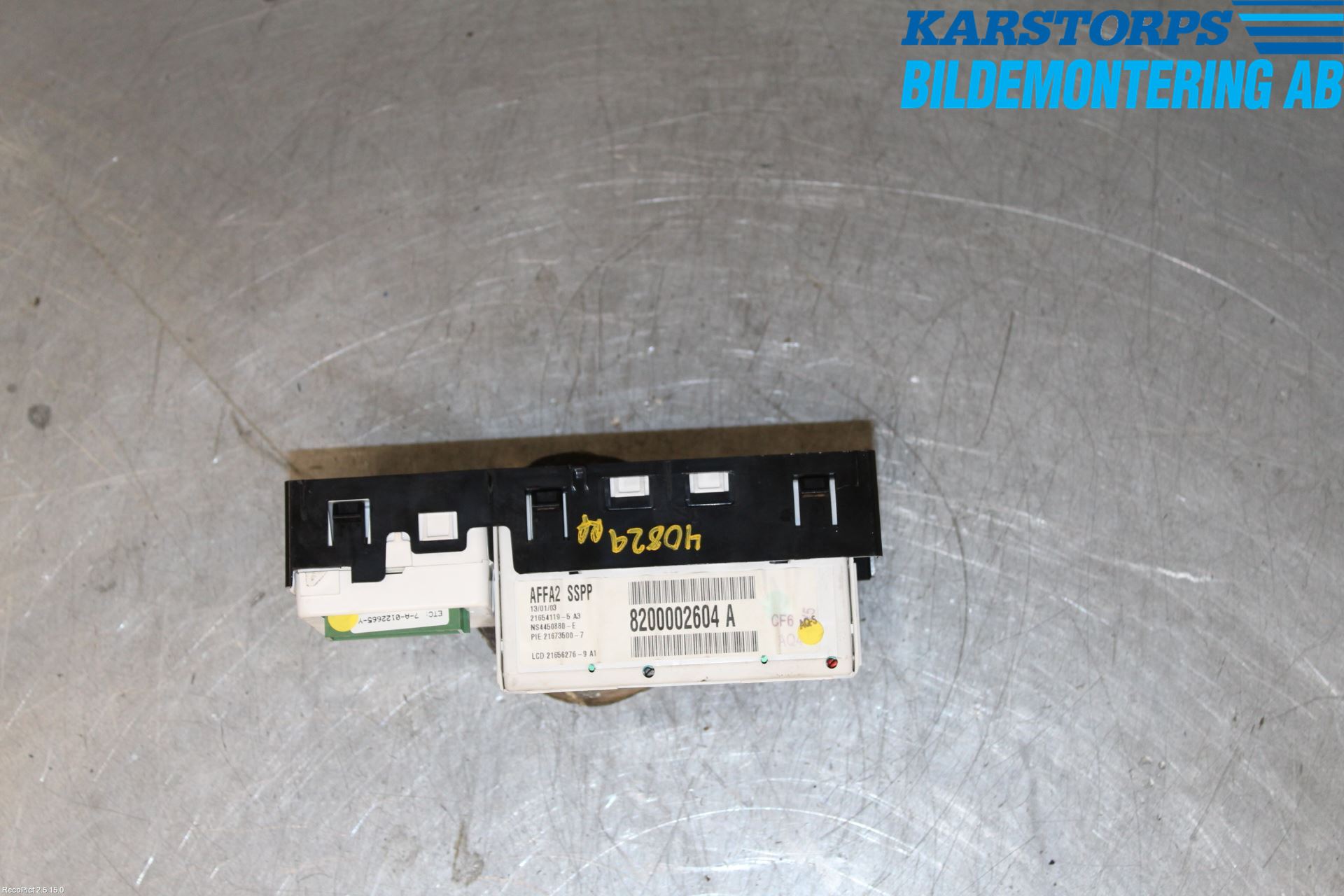 Renault LAGUNA II  01-05 Instr Klokke
