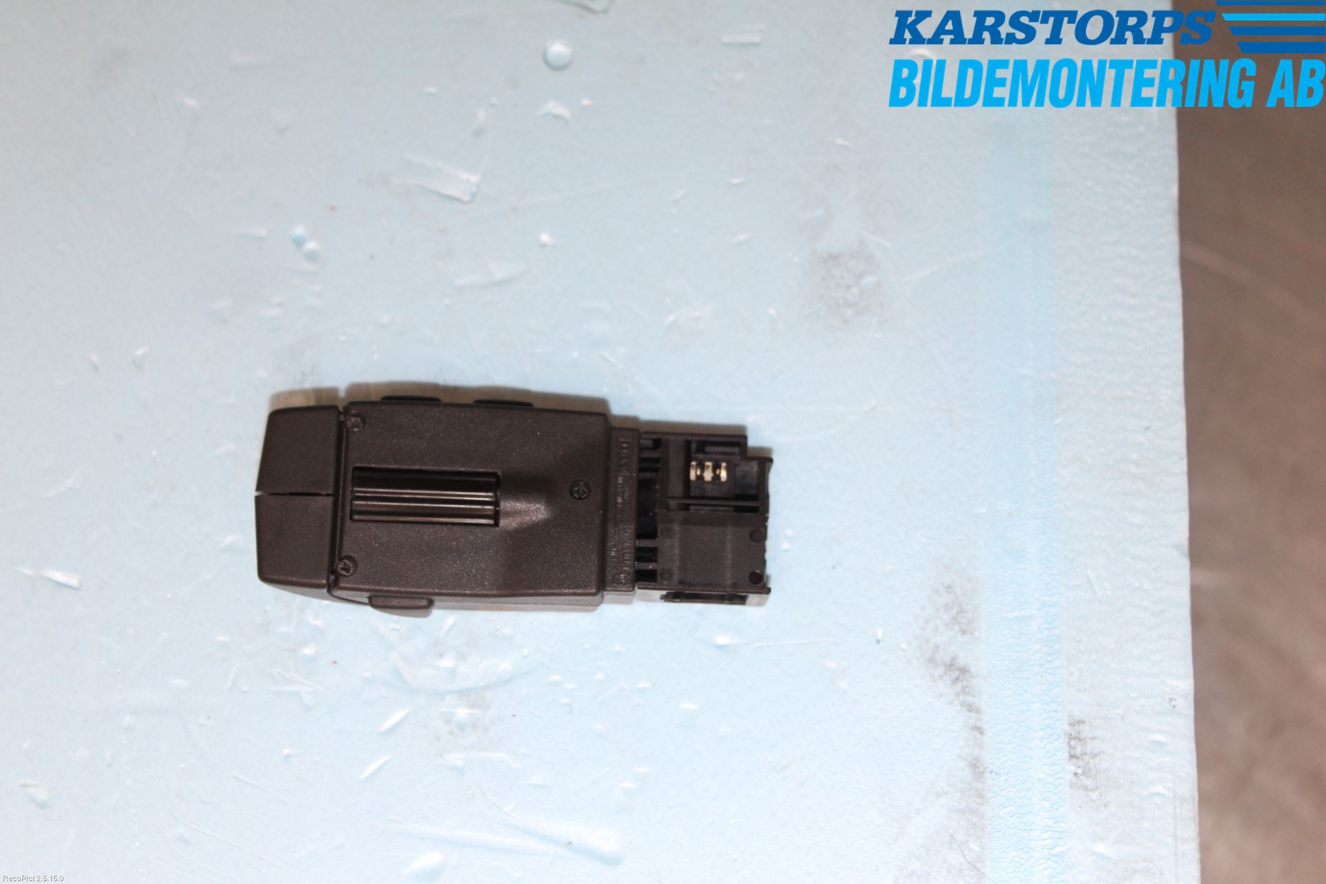 Renault LAGUNA II  01-05 Bryter Ratt Radio-Stereo