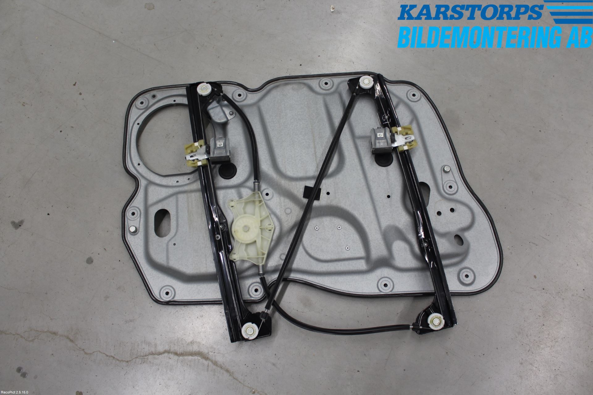 Volkswagen VW CADDY 11-15 Vindusheis El Komp