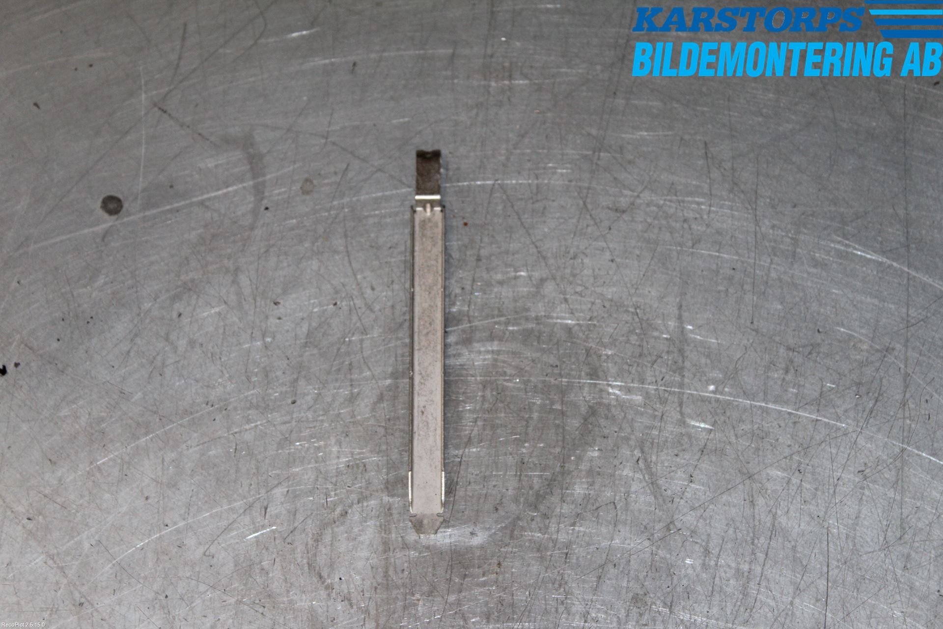 Volvo V50 08-12 Frontlykt Holder-Feste