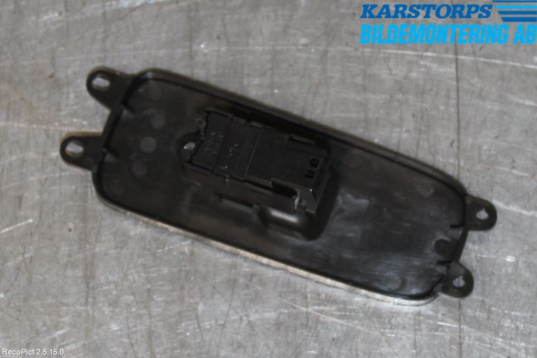 Volvo S60 14-18 Bryter Vindusheis