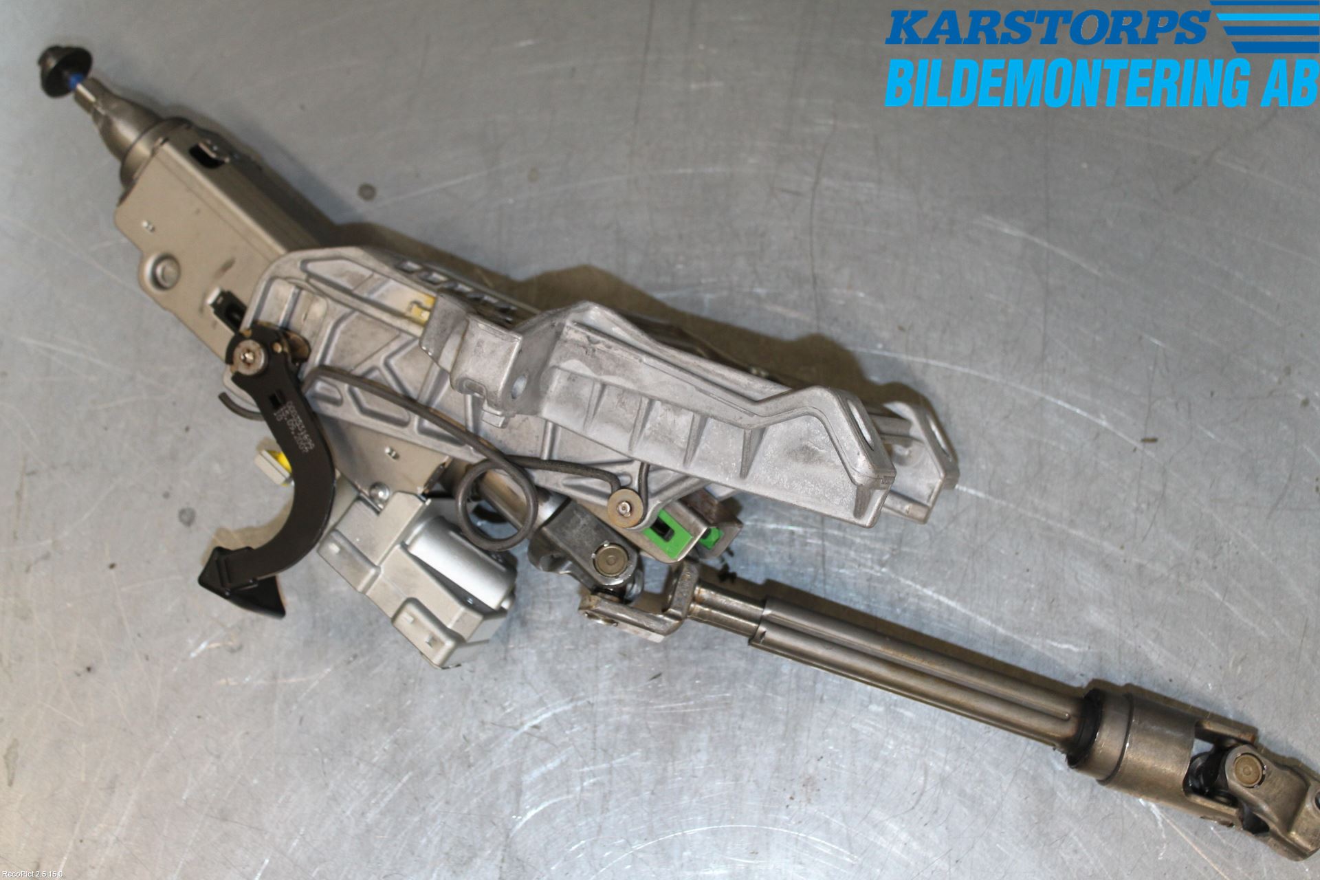 Volvo V70 08-13 Rattakselaggregat Justerbart