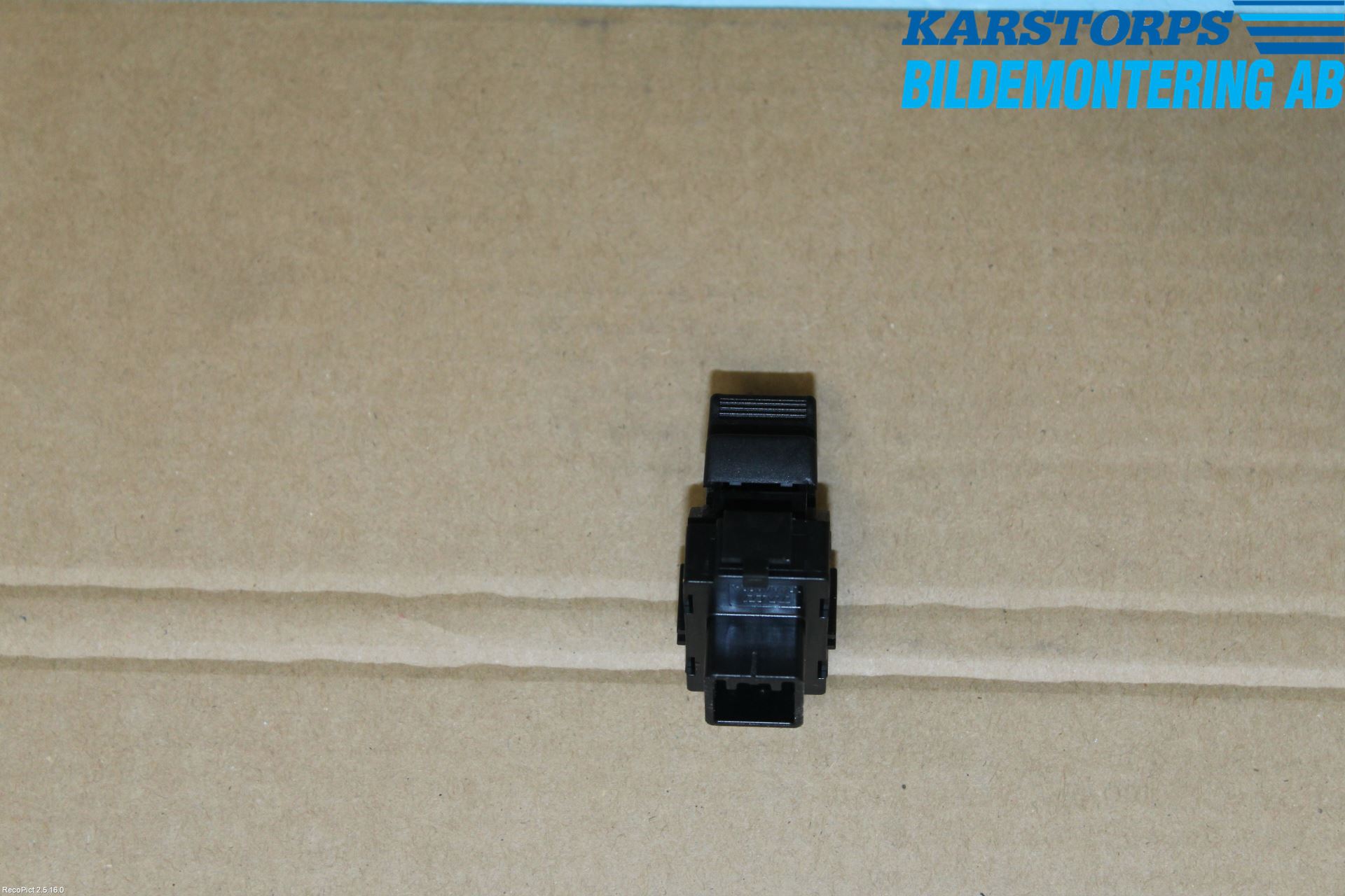 Toyota COROLLA VERSO 04-07 Bryter Vindusheis