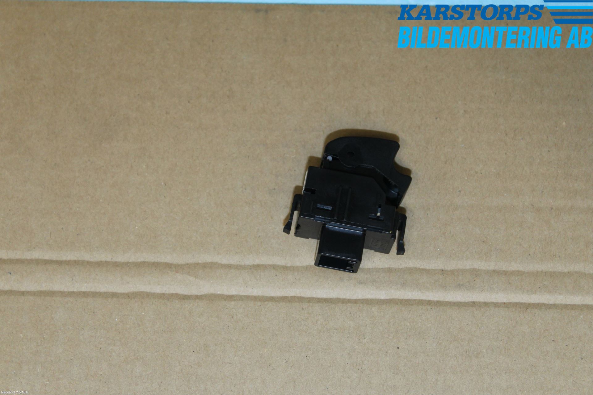 Toyota COROLLA VERSO 04-07 Bryter Vindusheis