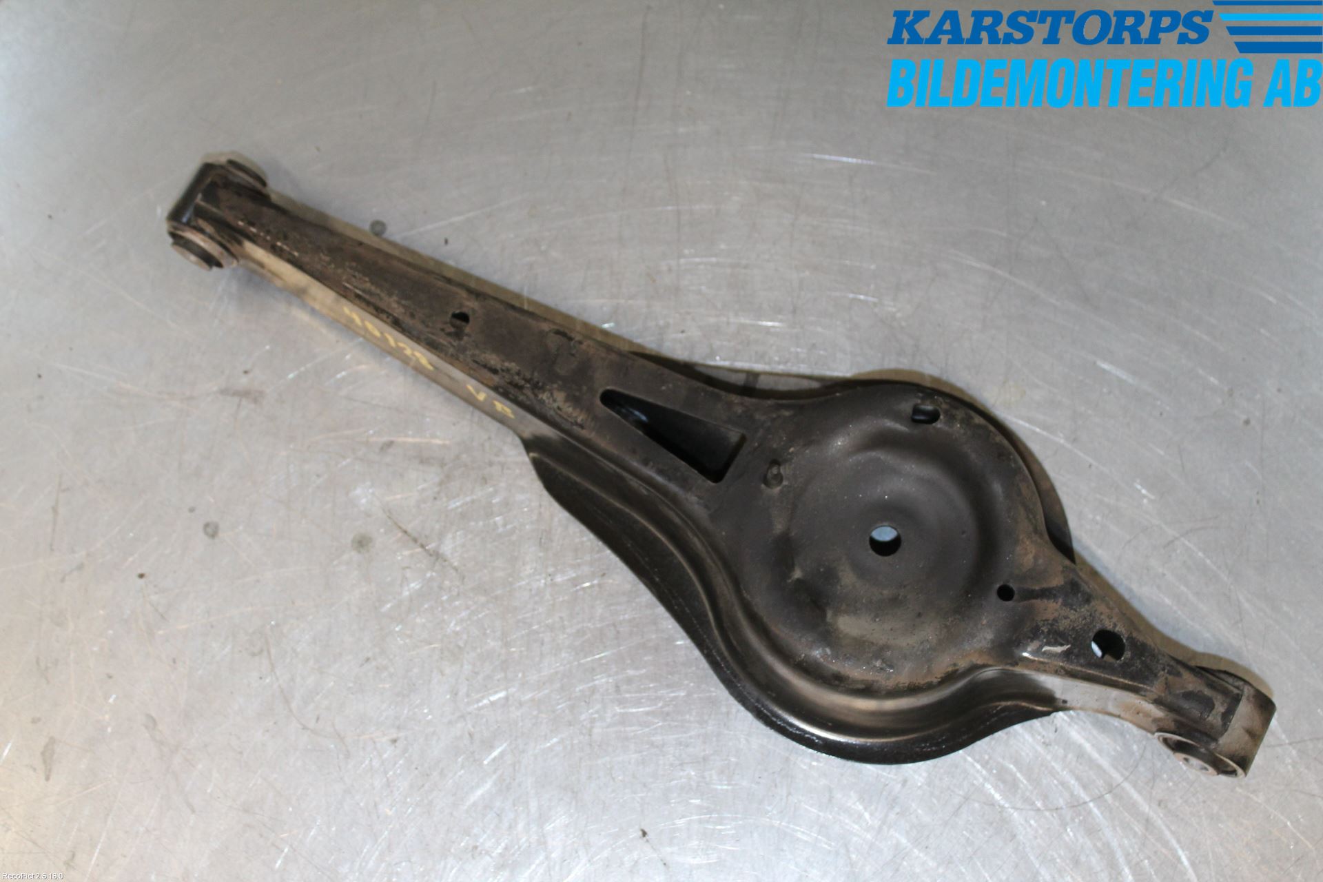 Volvo V70 14-16 Bærearm Bak Venstre
