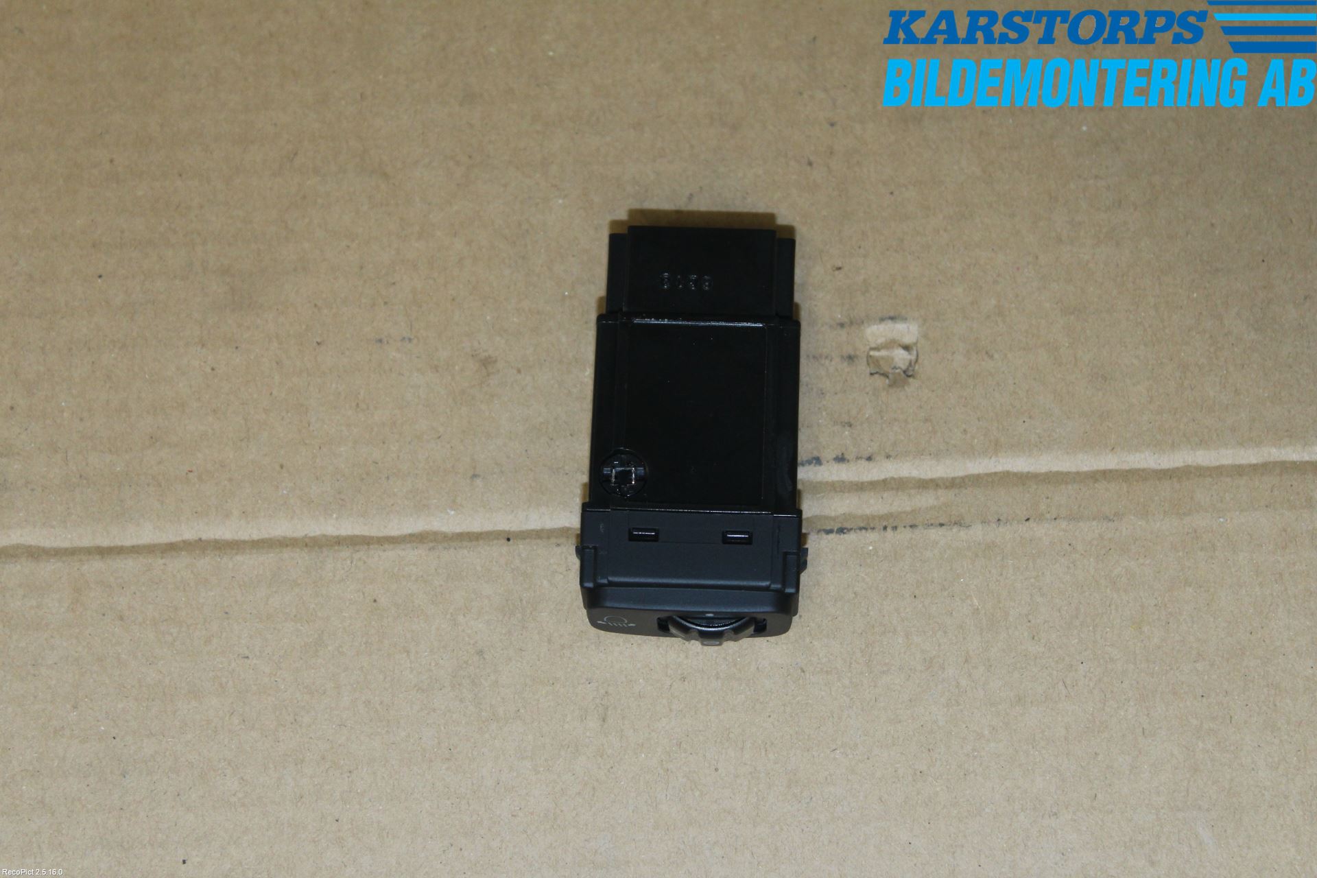 Mitsubishi PAJERO 06-15 Frontlykt Lysspredderreg