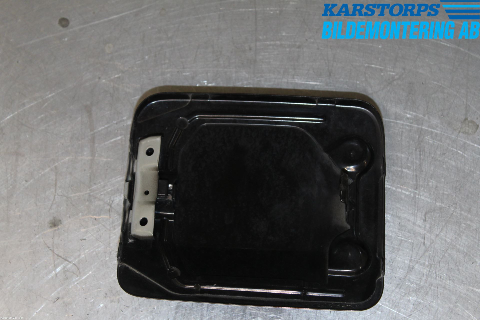 Mitsubishi PAJERO 06-15 Drivstoff Tankluke