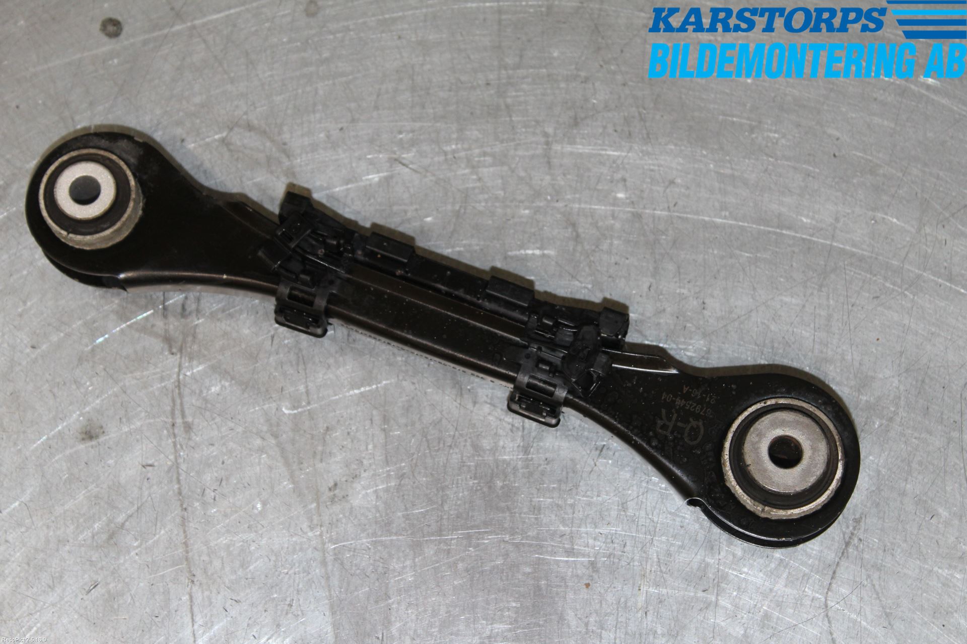 BMW 3 F30/F31/F80 12-19 Bærearm Bak Høyre Øvre