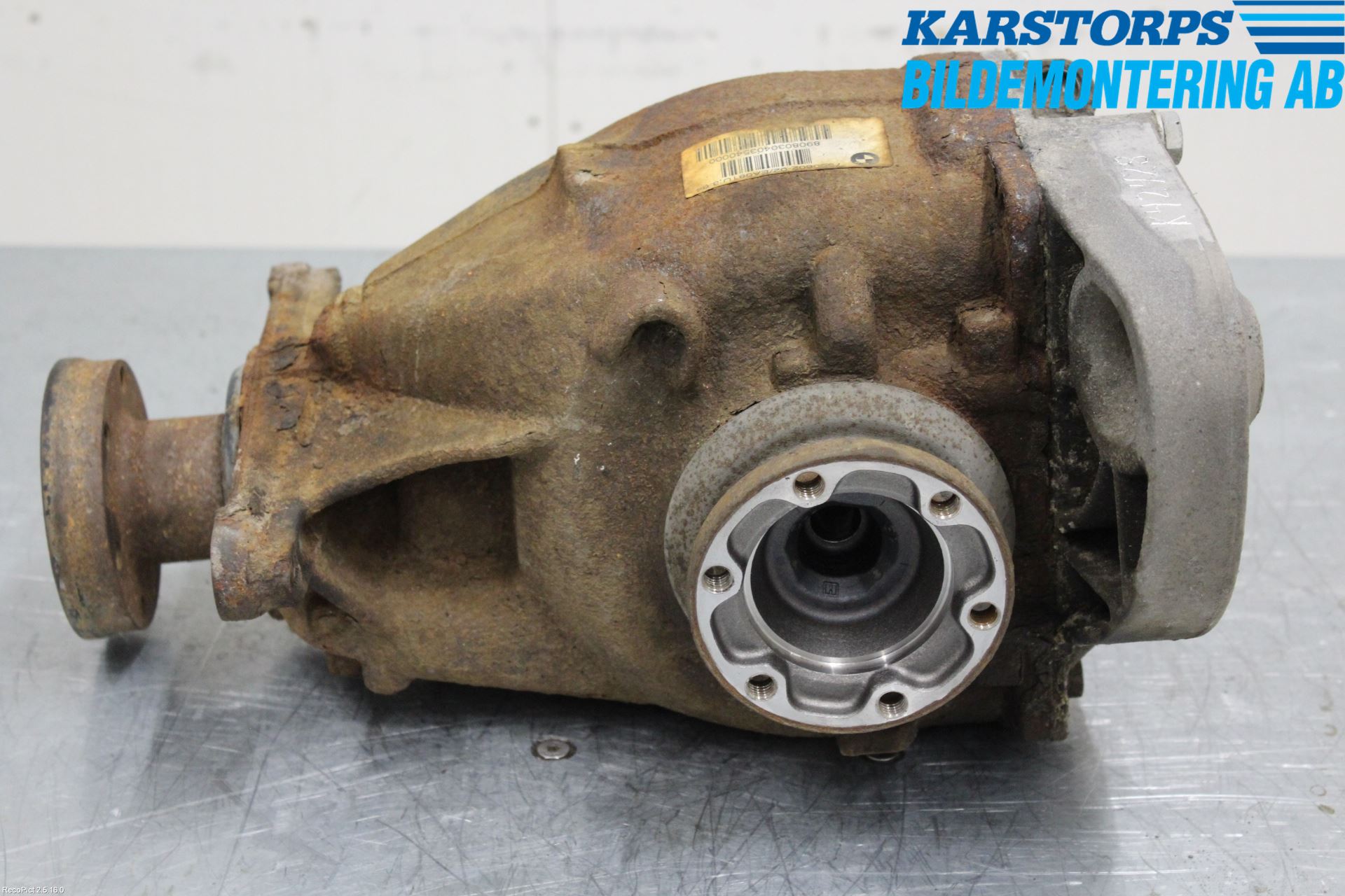 BMW 5 E60/61 Sed/Tou 02-10 Bakaksel Kardang Bak -Diff