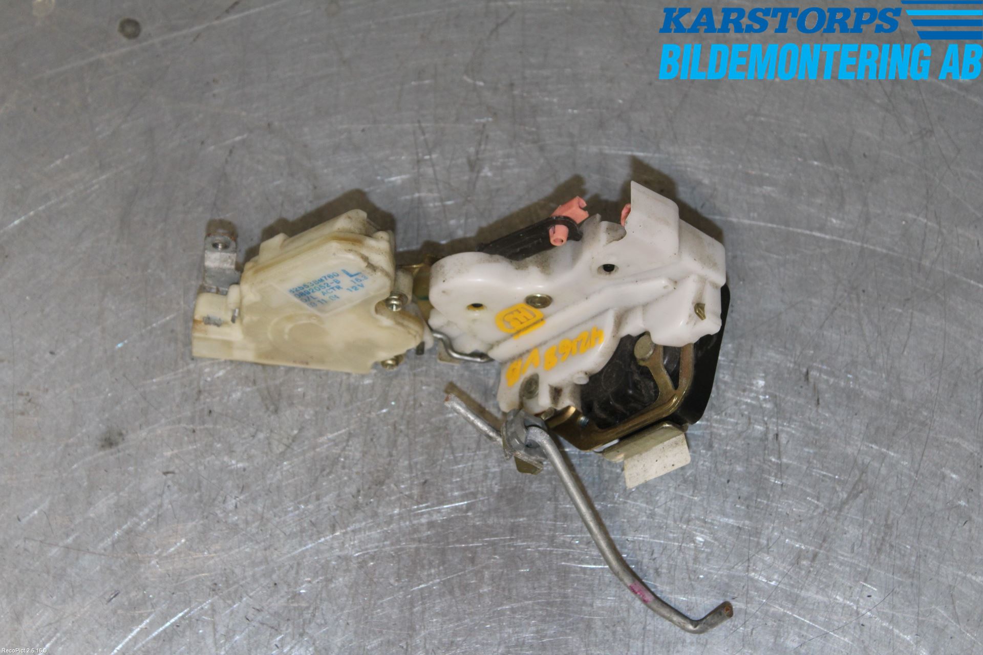 Nissan ALMERA    00-06 Dørlås - Låsekasse